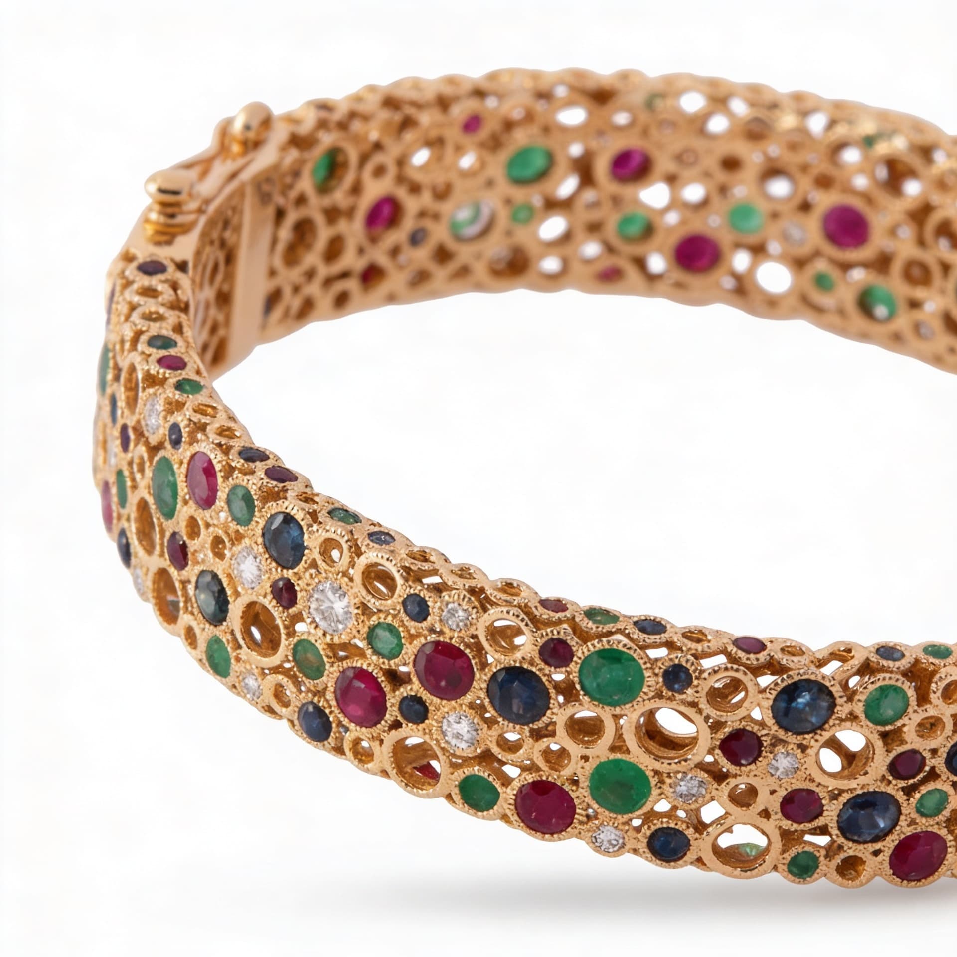 Torsade Sacre Wide Bangle in yellow Gold - 4