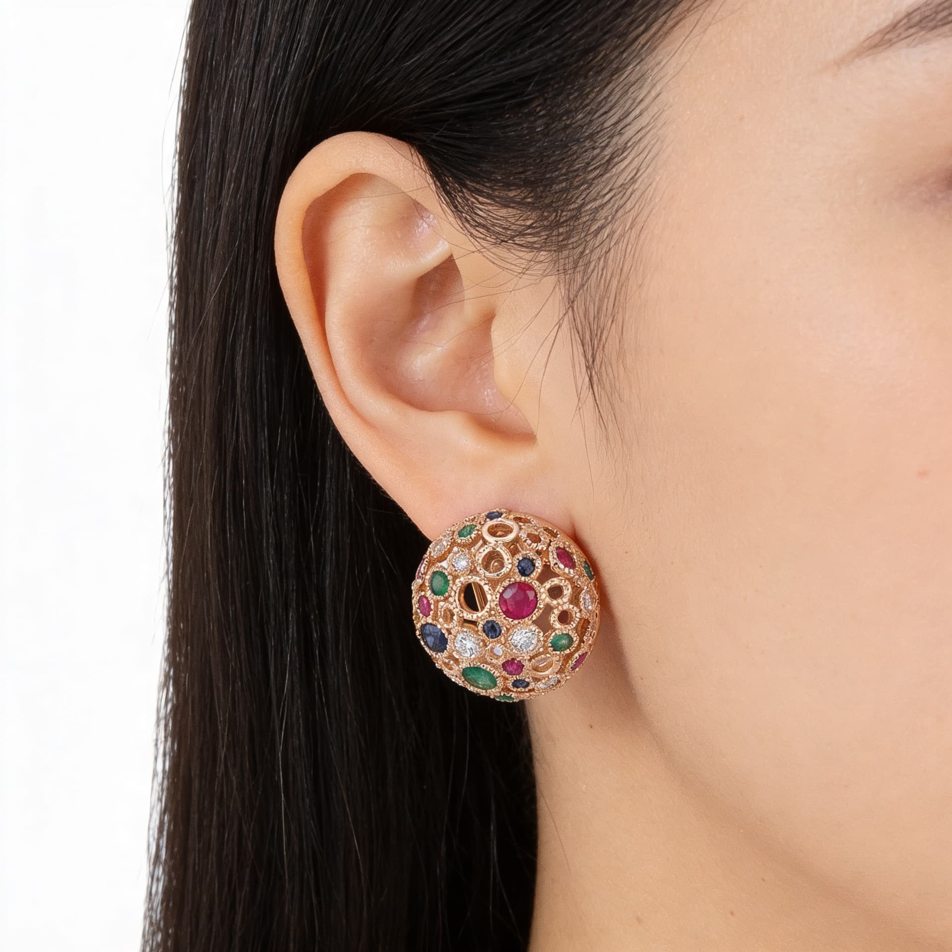Torsade sacre Dome Stud Earrings in yellow Gold