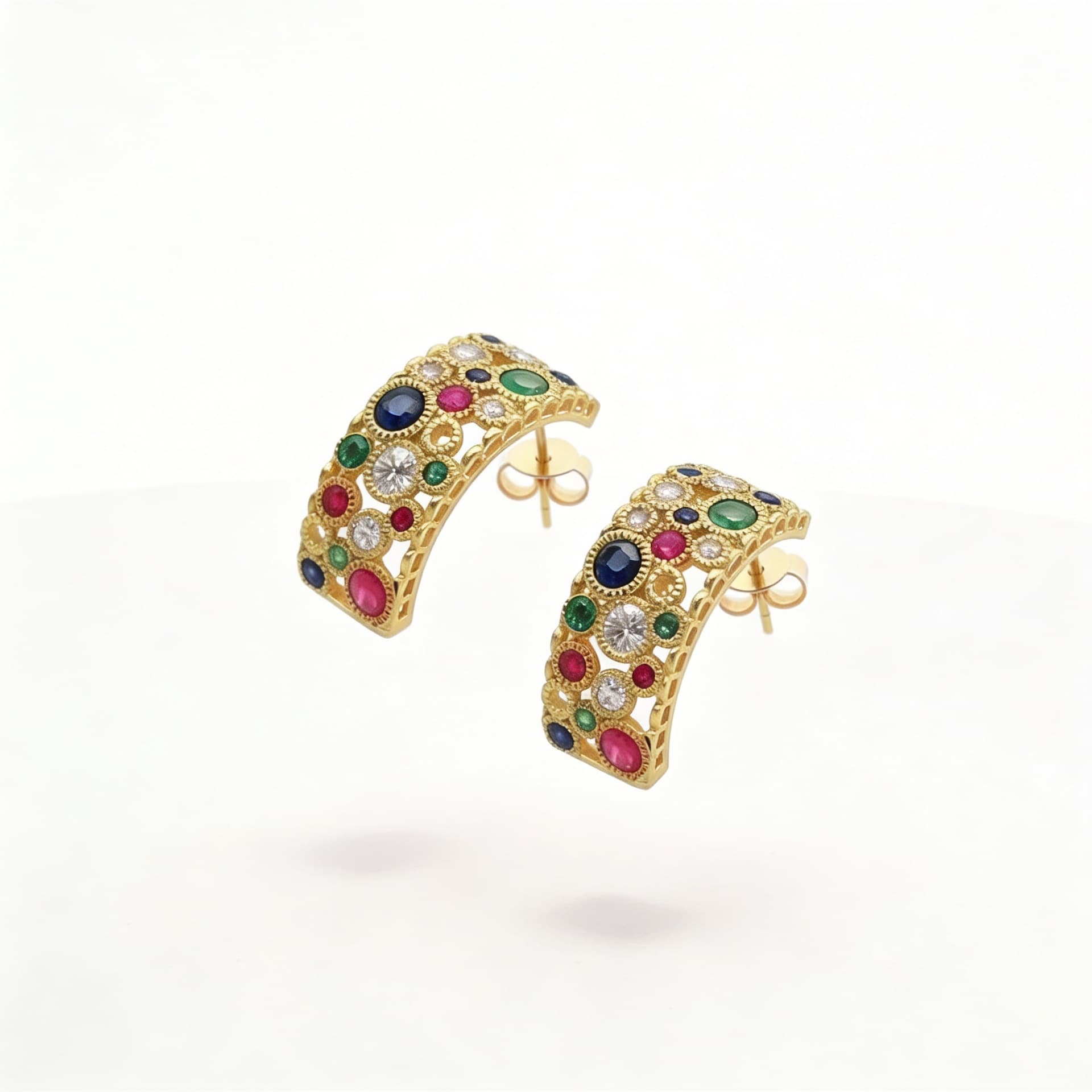 Torsade Sacre Wide Hoop Earrings in Yellow Gold - 5