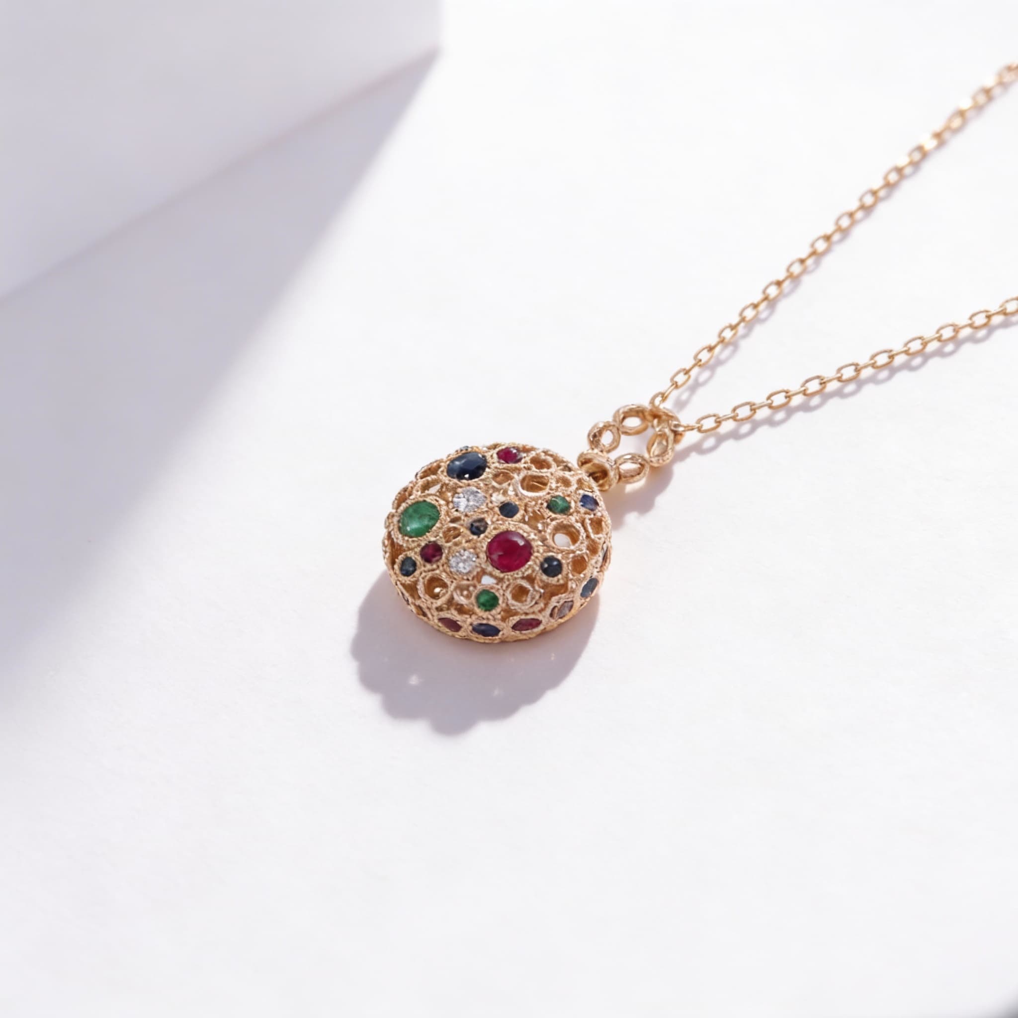 Torsade Sacre Small Pendant in Yellow Gold - 4