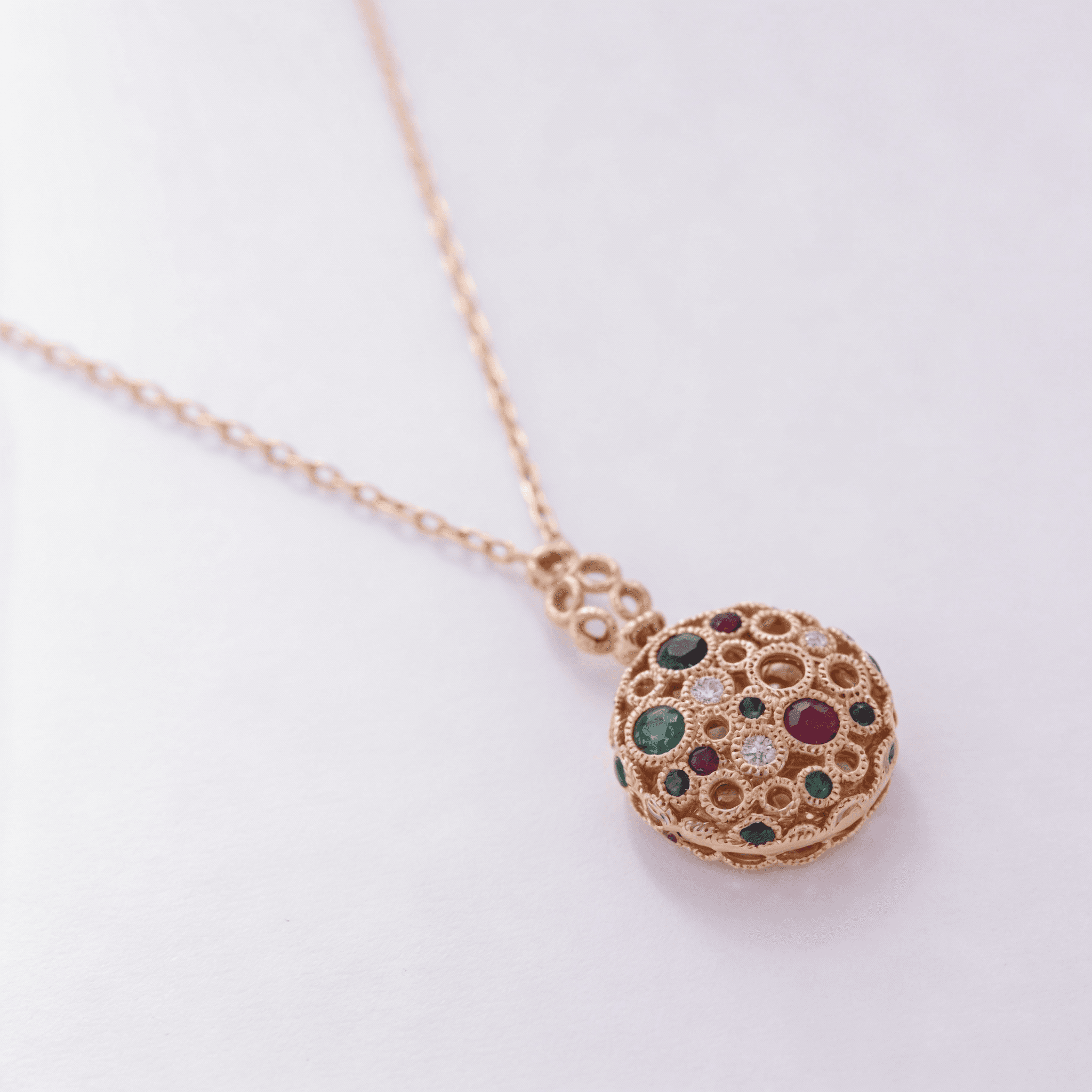 Torsade Sacre Small Pendant in Yellow Gold - 5
