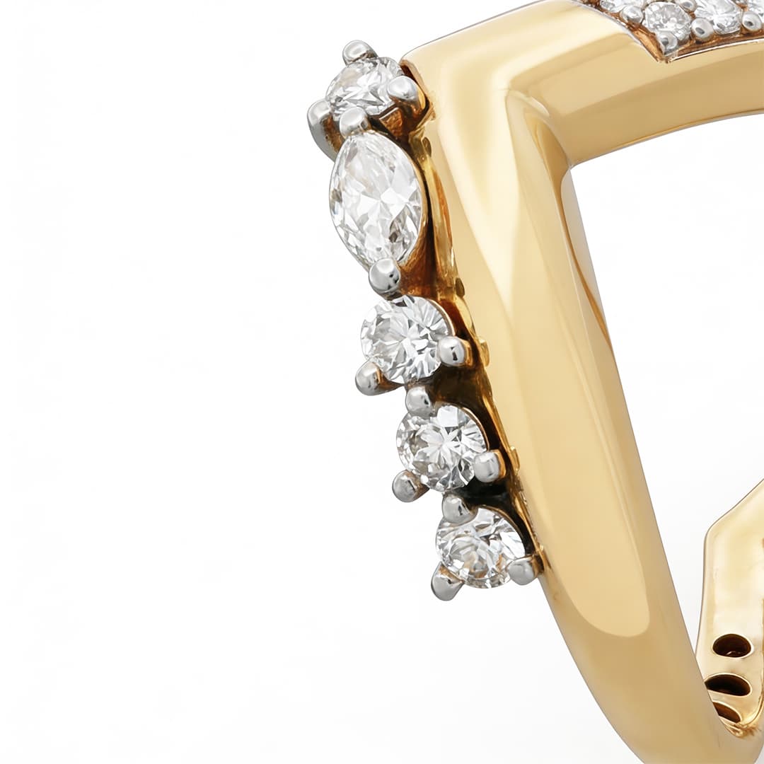 The Hiya Signature IV Chevron Pavé Crest Ring - 5