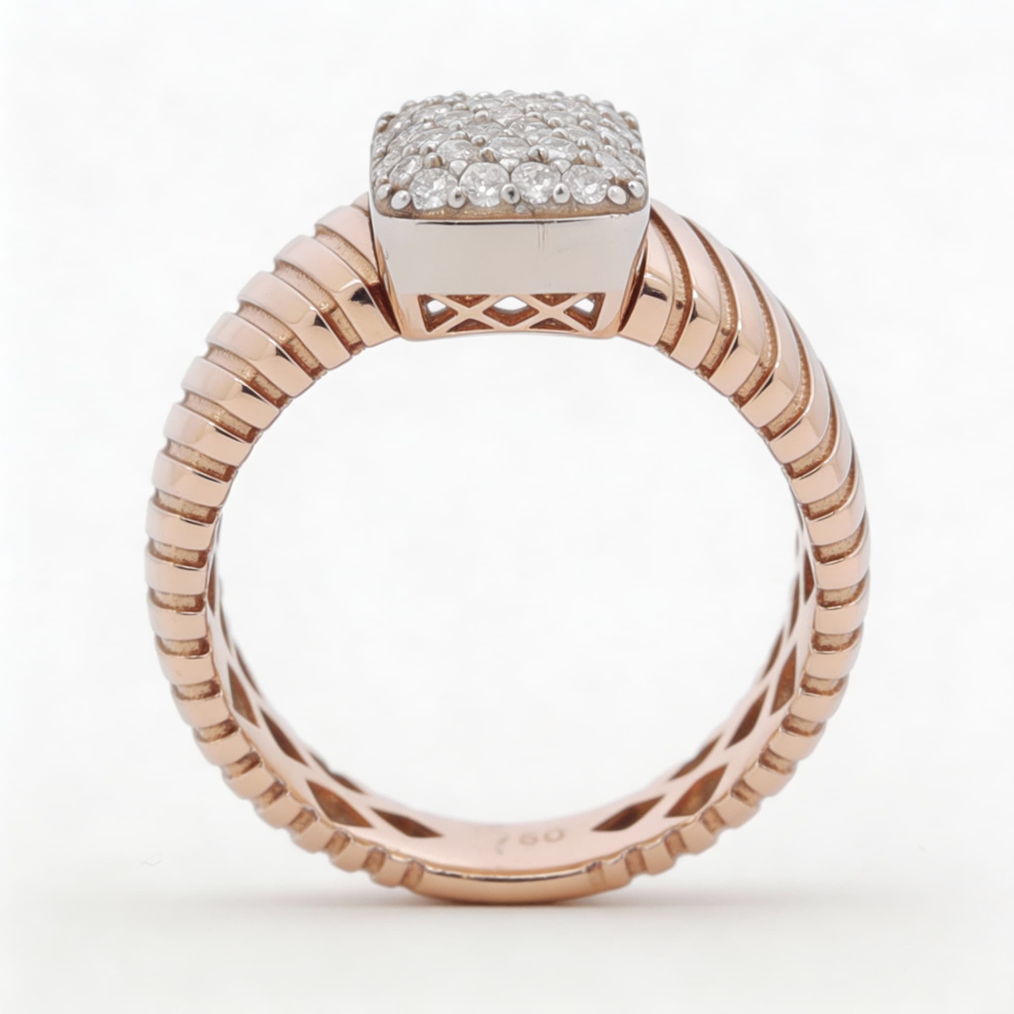 The Hiya Signature IV Ribbed Pavé Ring - 3