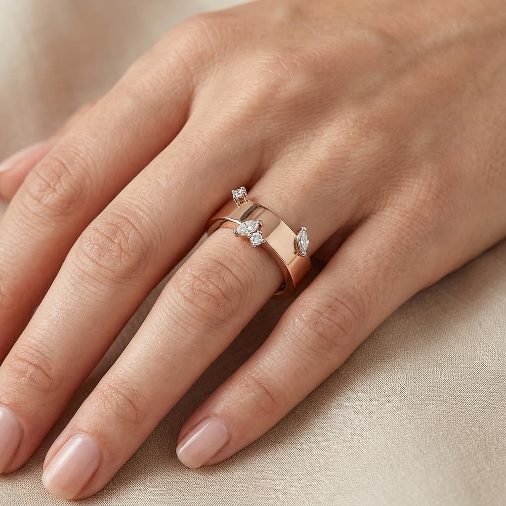 The Hiya Signature IV Balance Ring