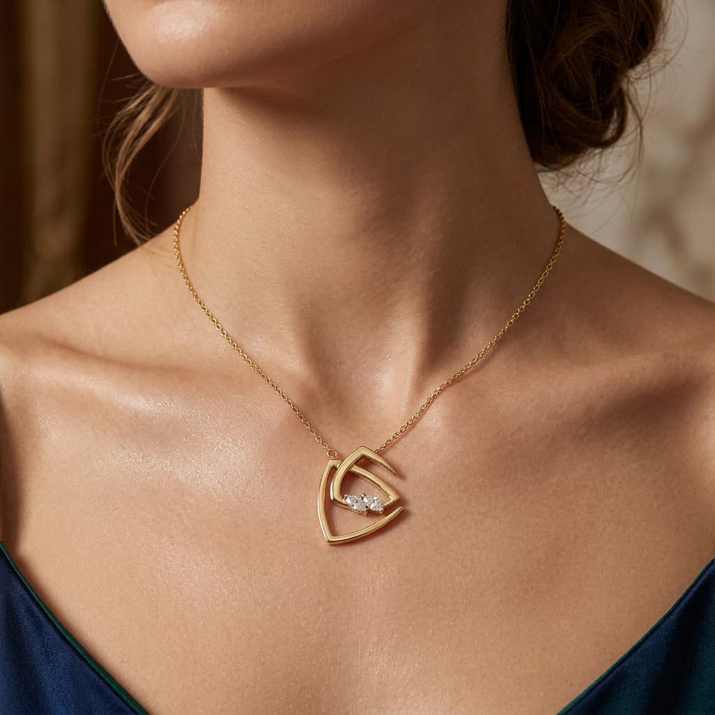 The Hiya Signature IV Vector Pendant 