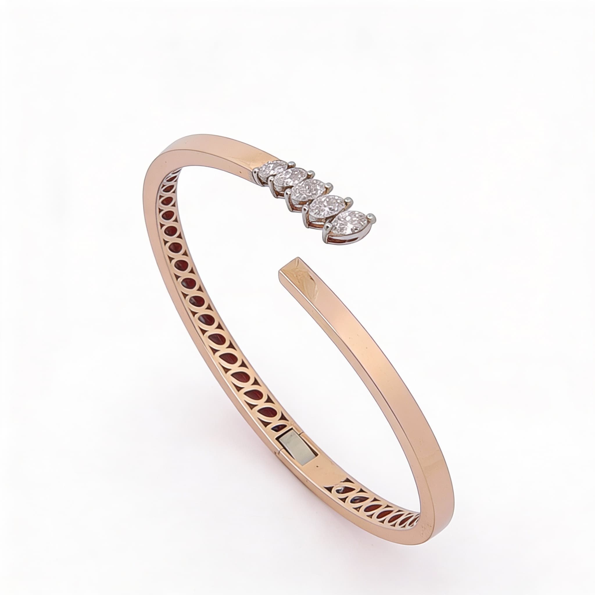 The Hiya Signature IV Pear Alignment Open Bangle - 3