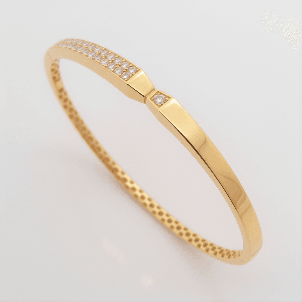 The Hiya Signature Linear Pavé Bracelet  - 5