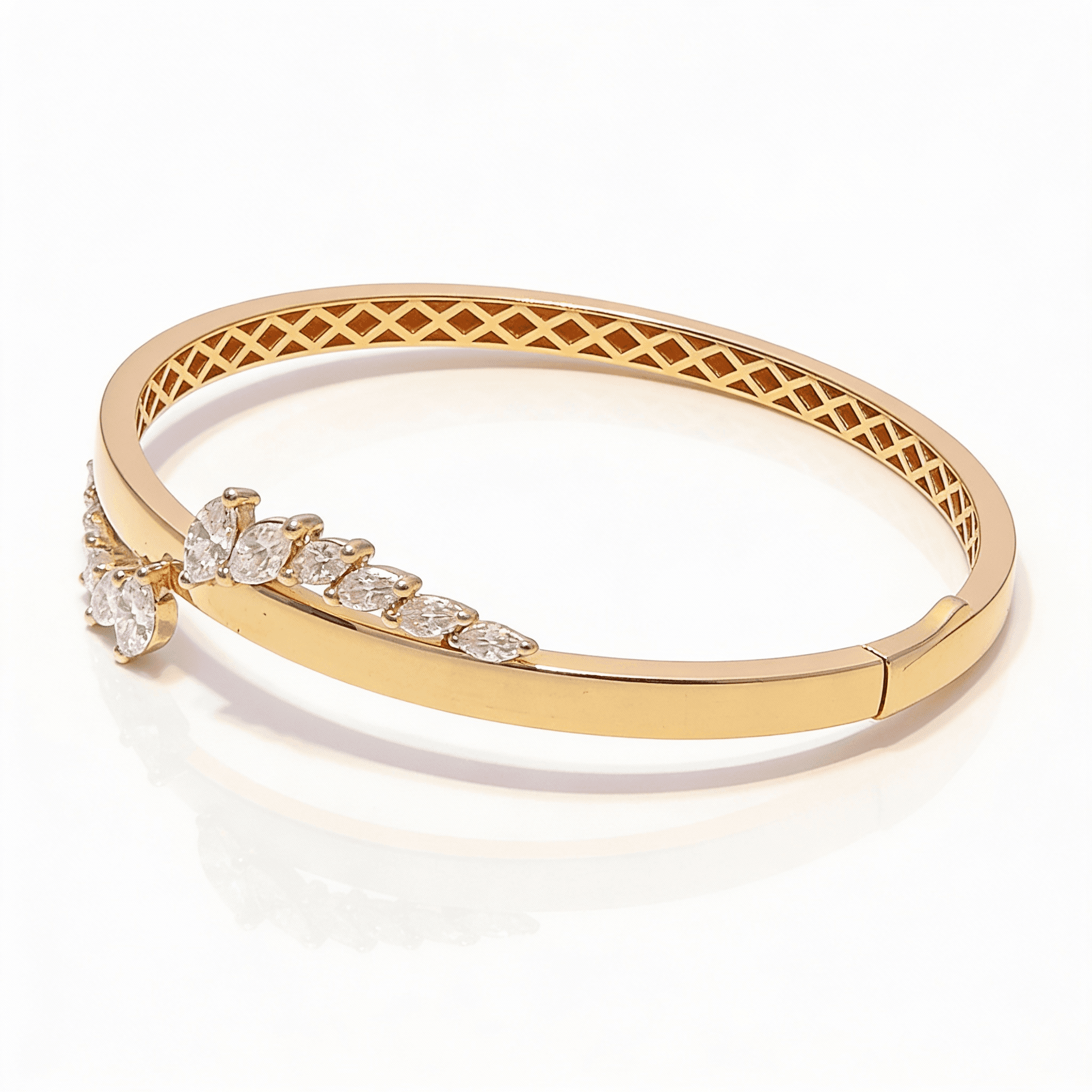 The Hiya Signature  Marquise-Set Diamond Bangle  - 3