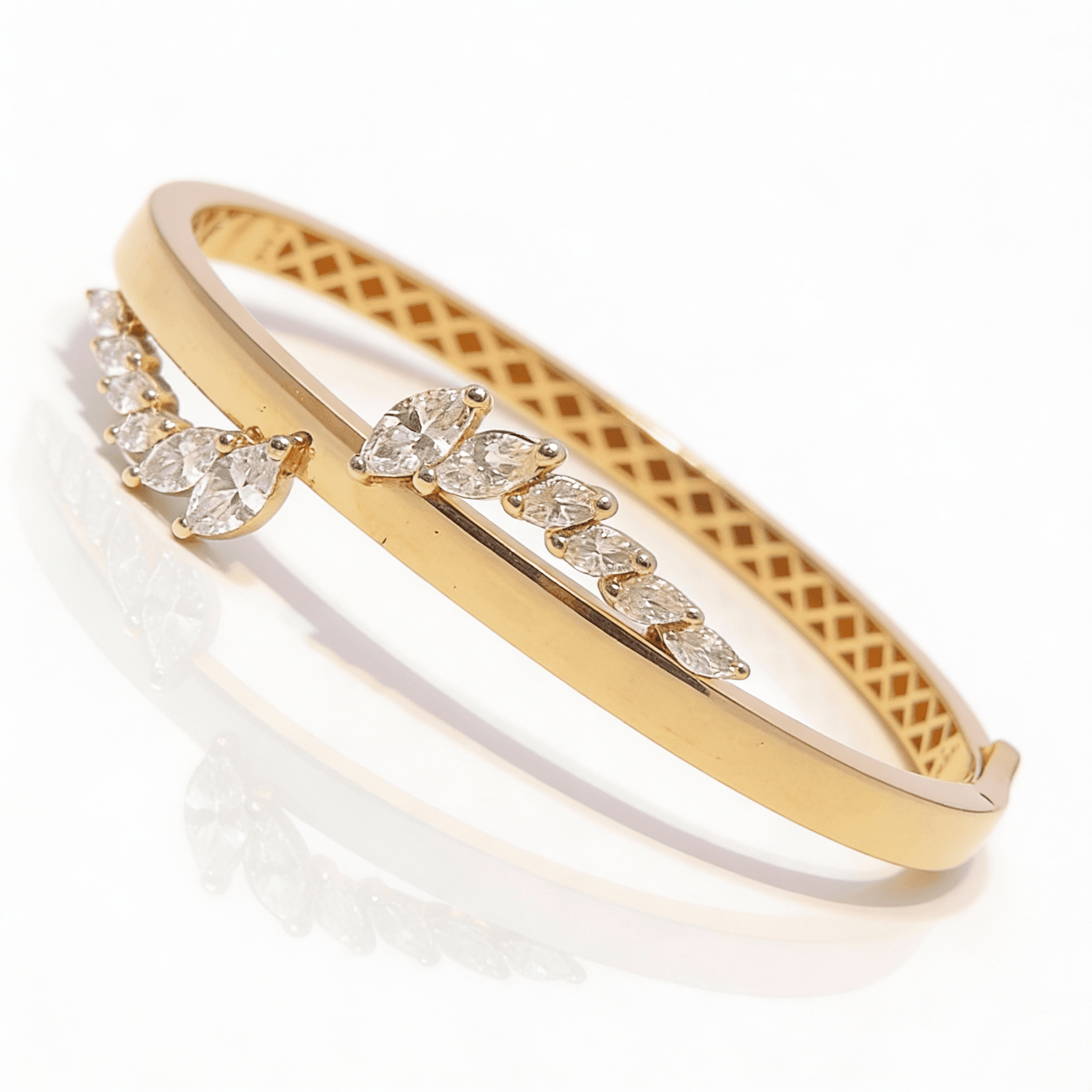The Hiya Signature  Marquise-Set Diamond Bangle  - 5