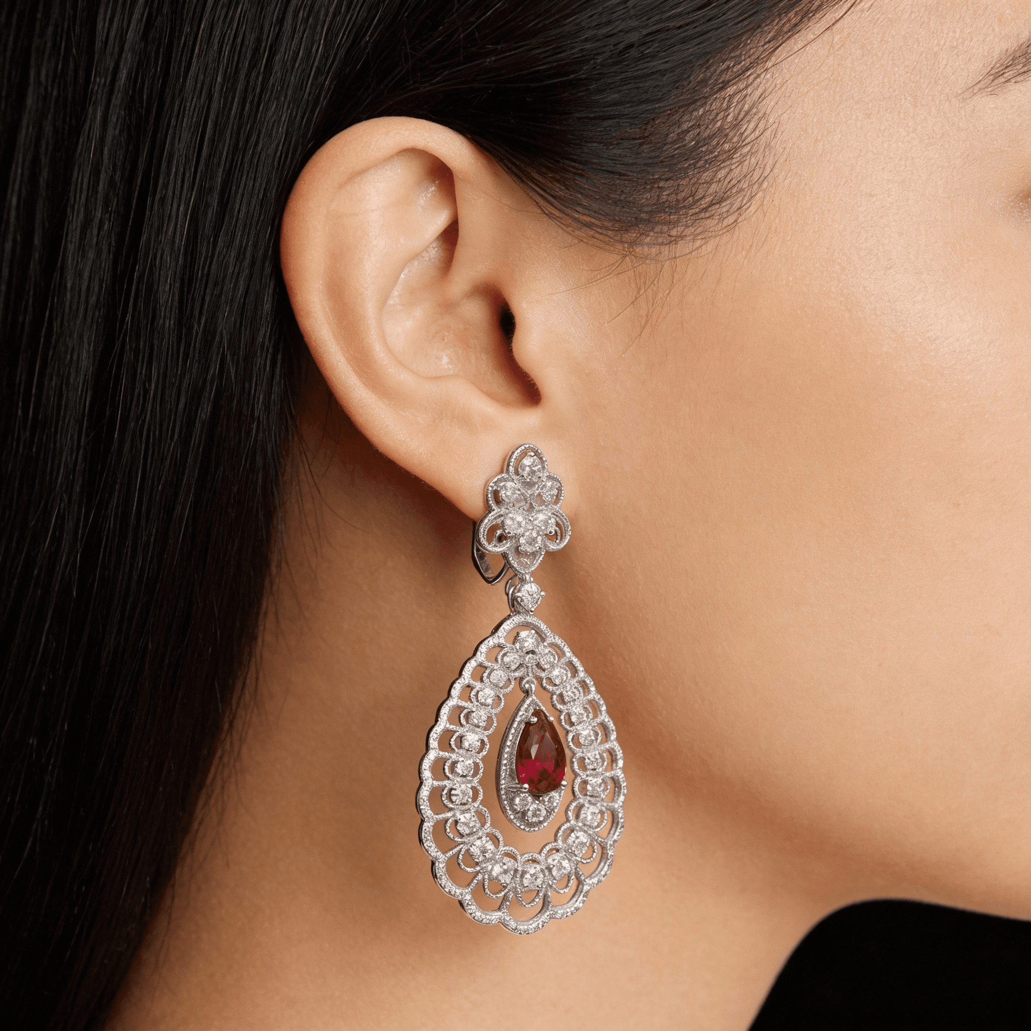 The Peregrinus Diamond Lattice Drop Earrings