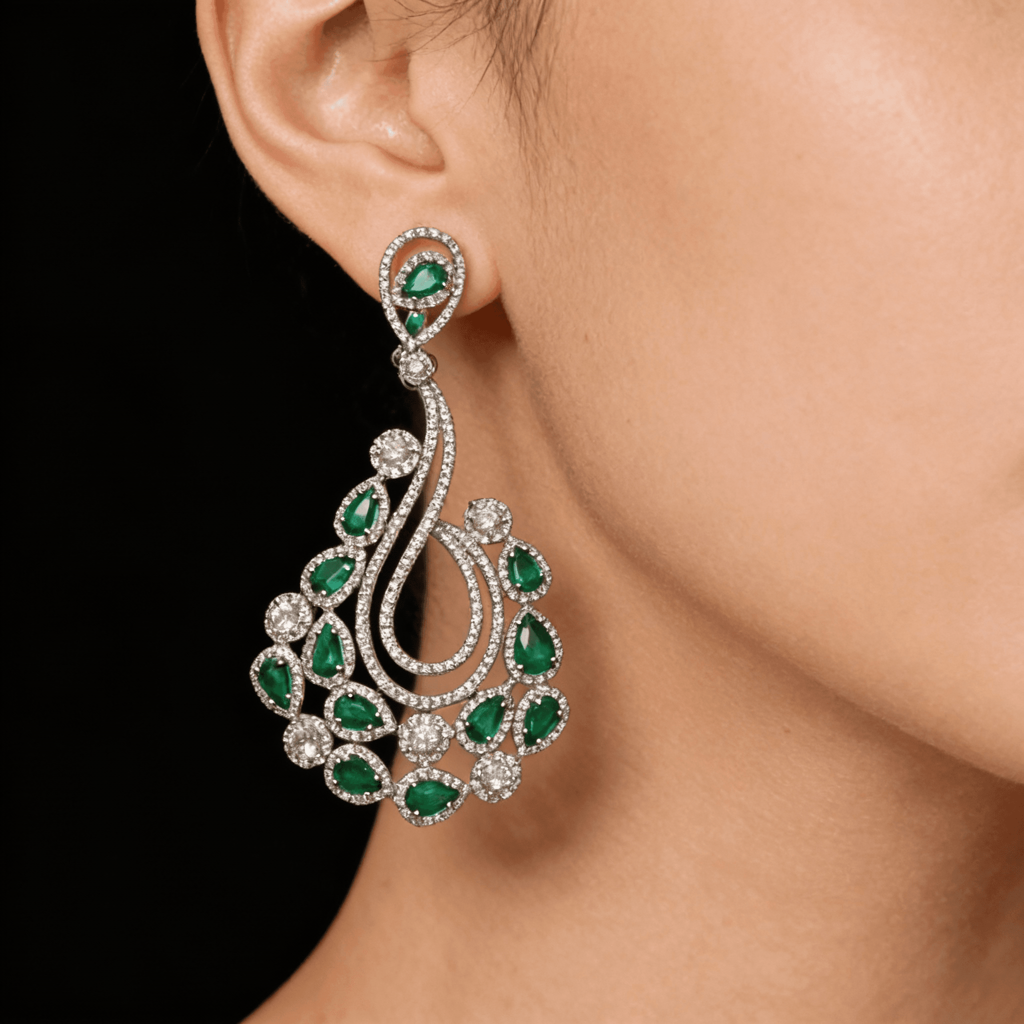  The Peregrinus Emerald Cascade Chandelier