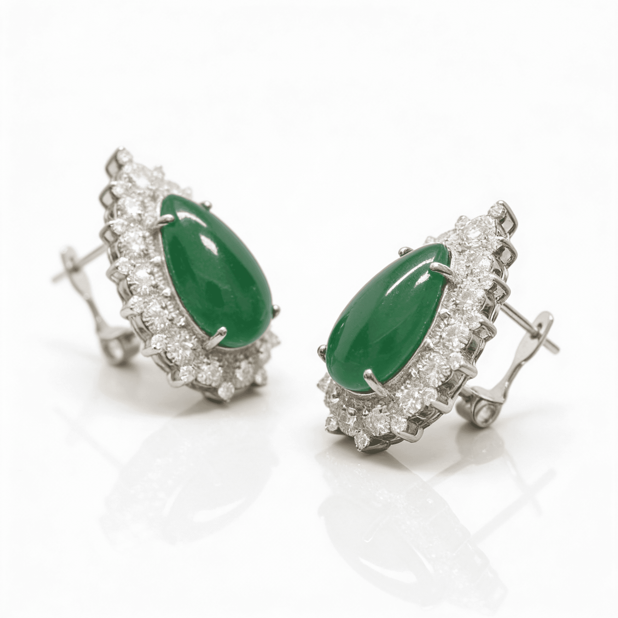 The Peregrinus Emerald Royal Teardrops - 4