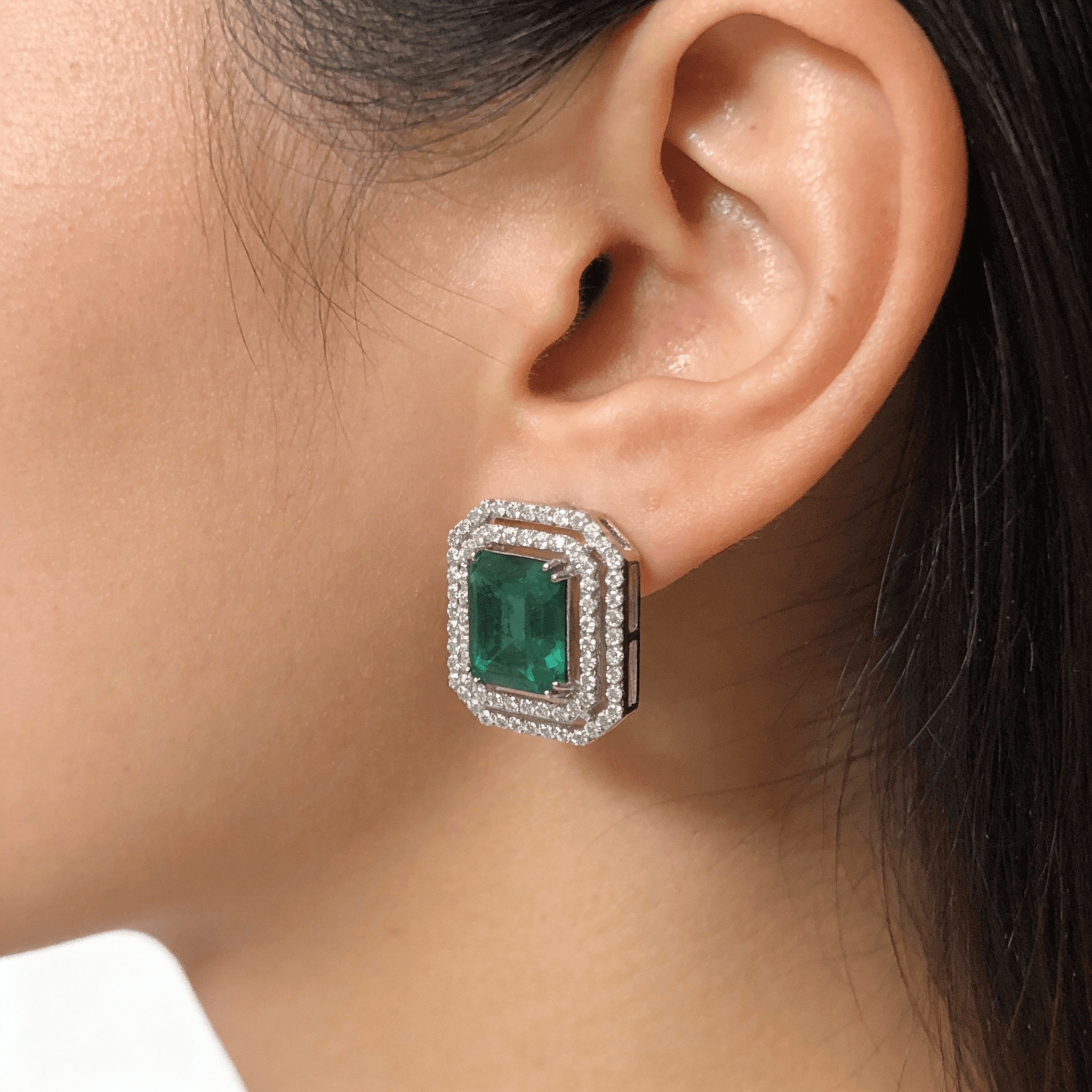  The Peregrinus Emerald Regal Frame