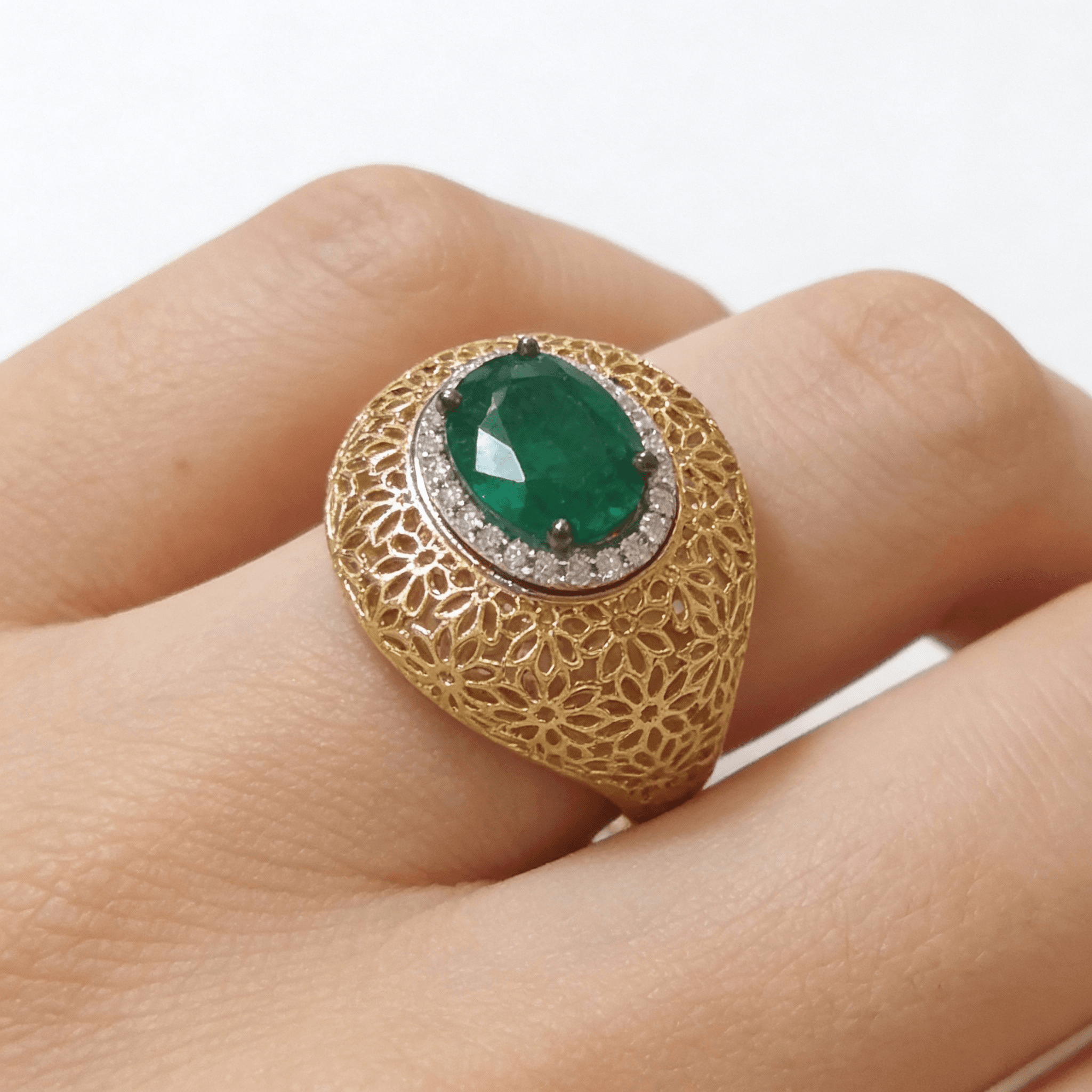 The Peregrinus Emerald Filigree Dome Ring
