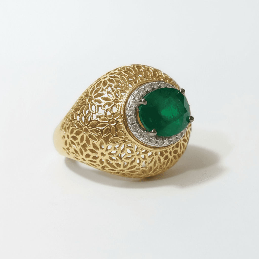 The Peregrinus Emerald Filigree Dome Ring - 3