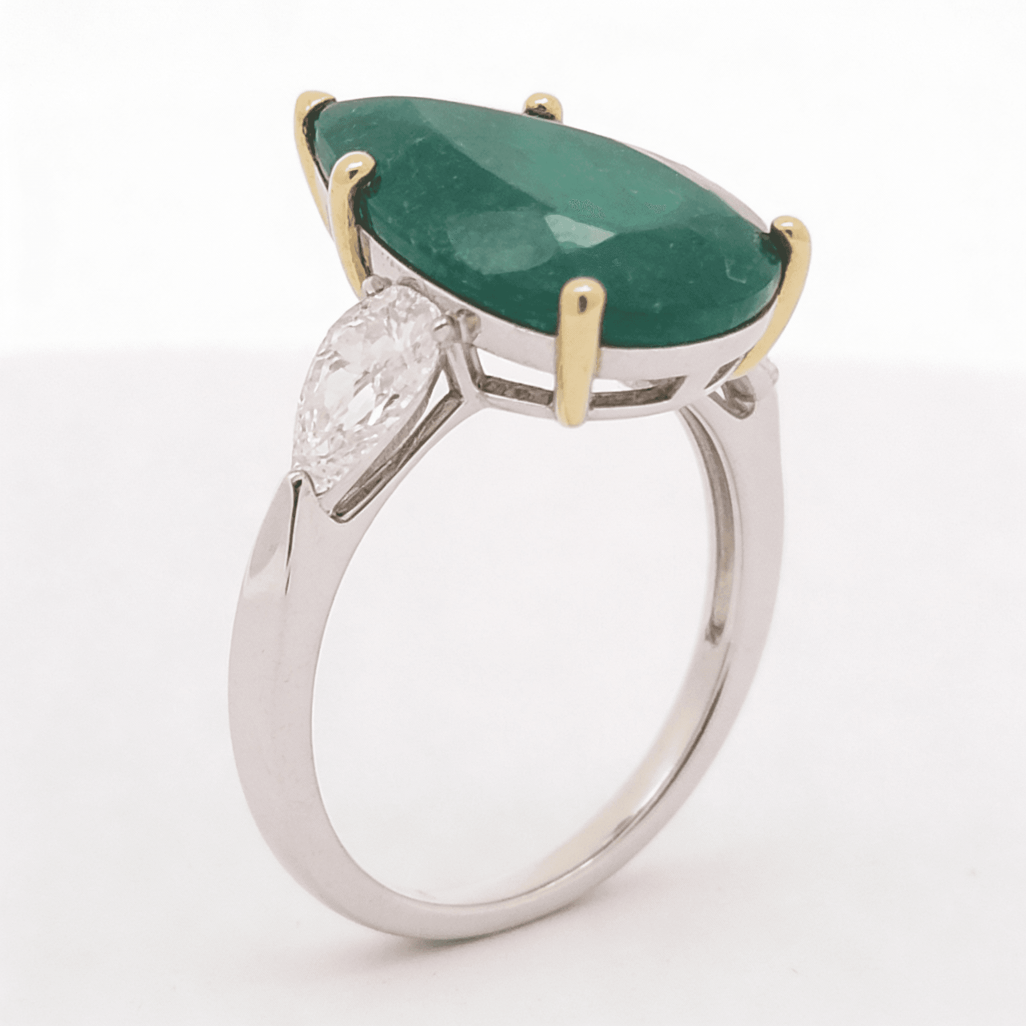 The Peregrinus Emerald Poise Ring - 3
