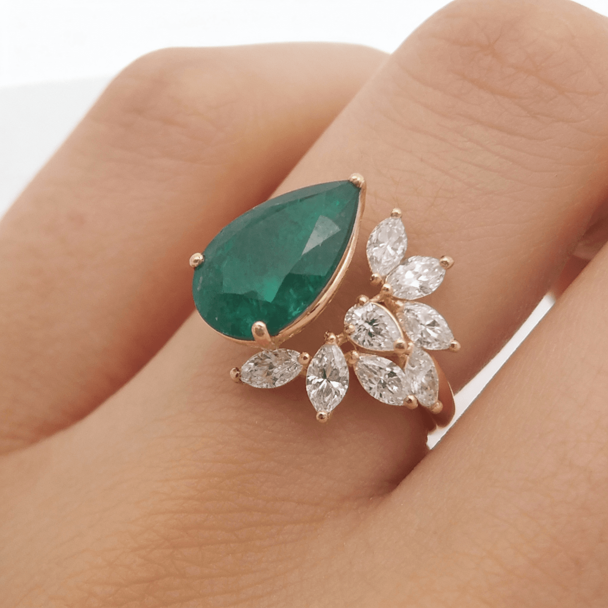 The Peregrinus Imperial Leaf Ring