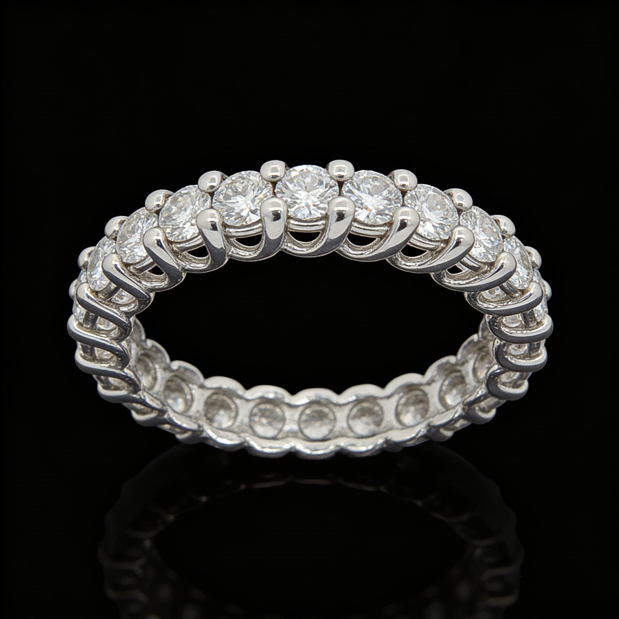 The Eternità Sculpted Prong Diamond Ring - 4