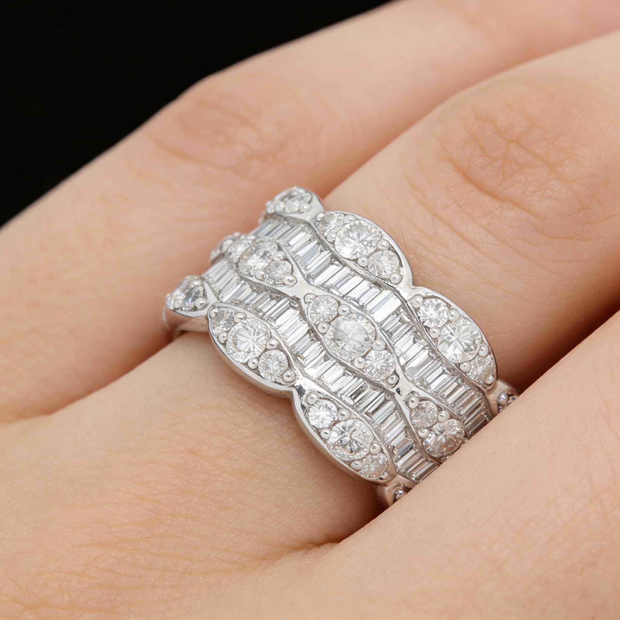 The Eternità Layered Brilliance Band