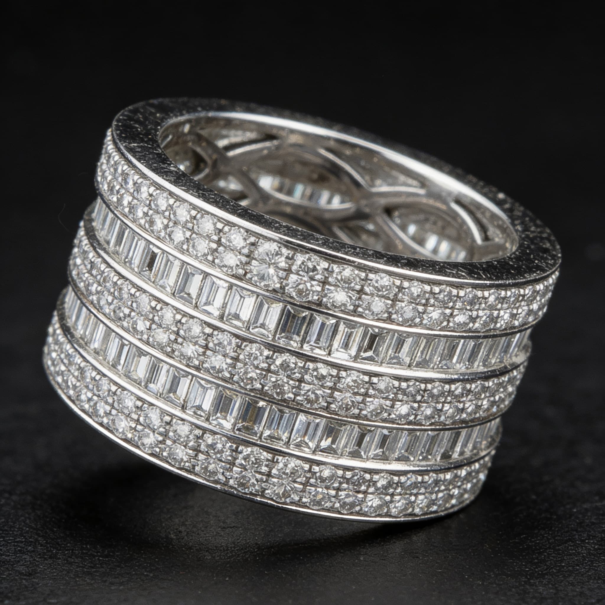 The Eternità Five-Row Baguette and Pavé Diamond Eternity Band - 4