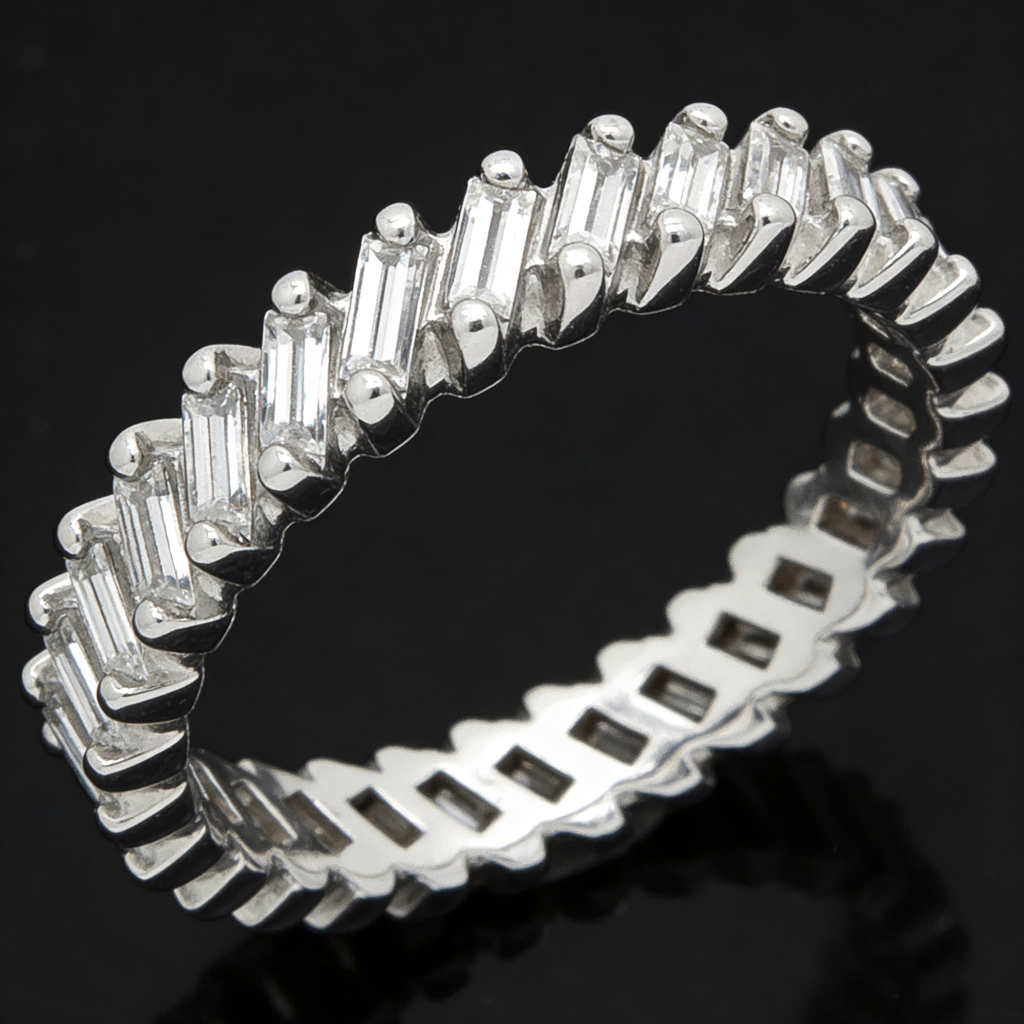  The Eternità Linear Baguette Diamond Eternity Ring - 6