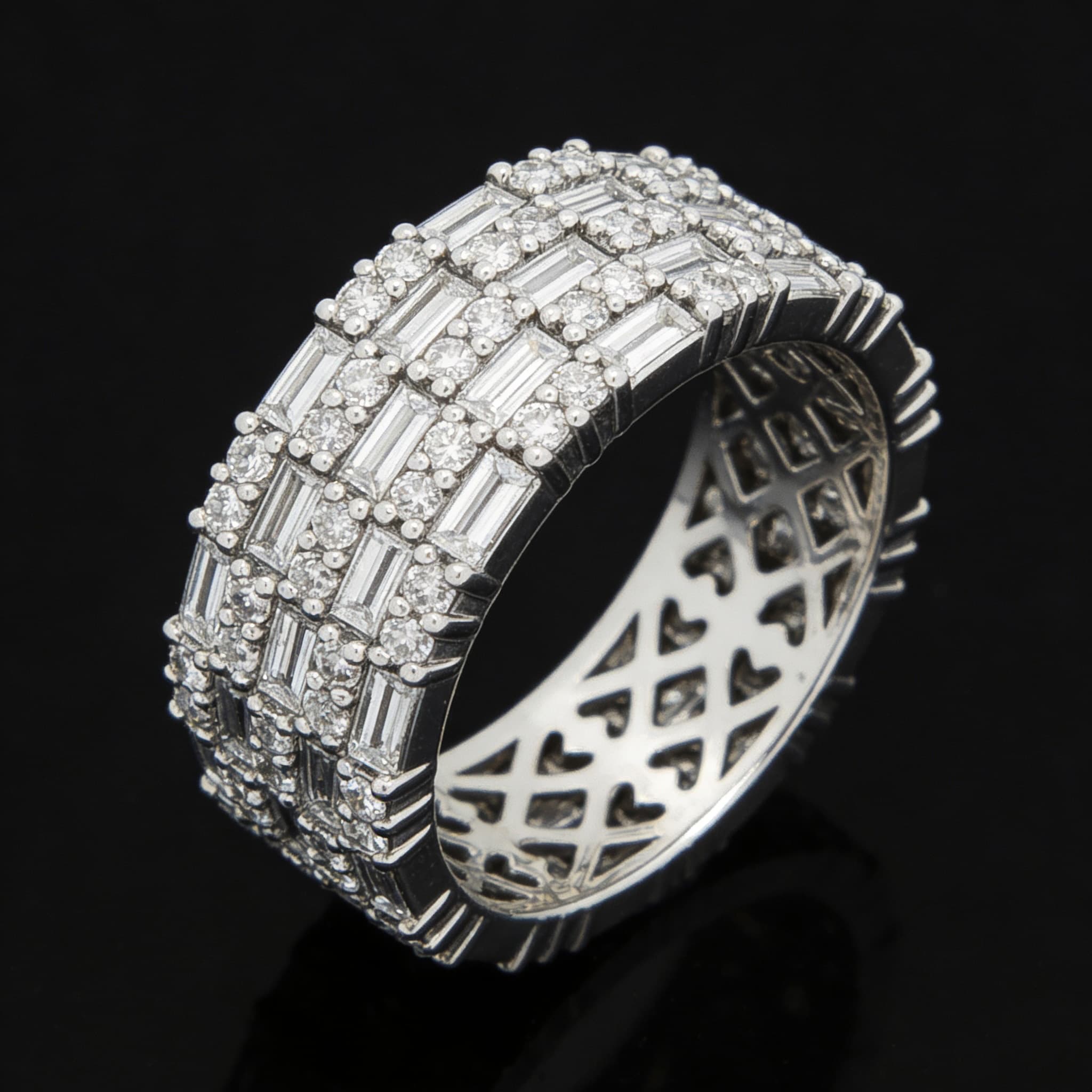 The Eternità Multi-Tier Baguette and Round Diamond Eternity Ring - 5