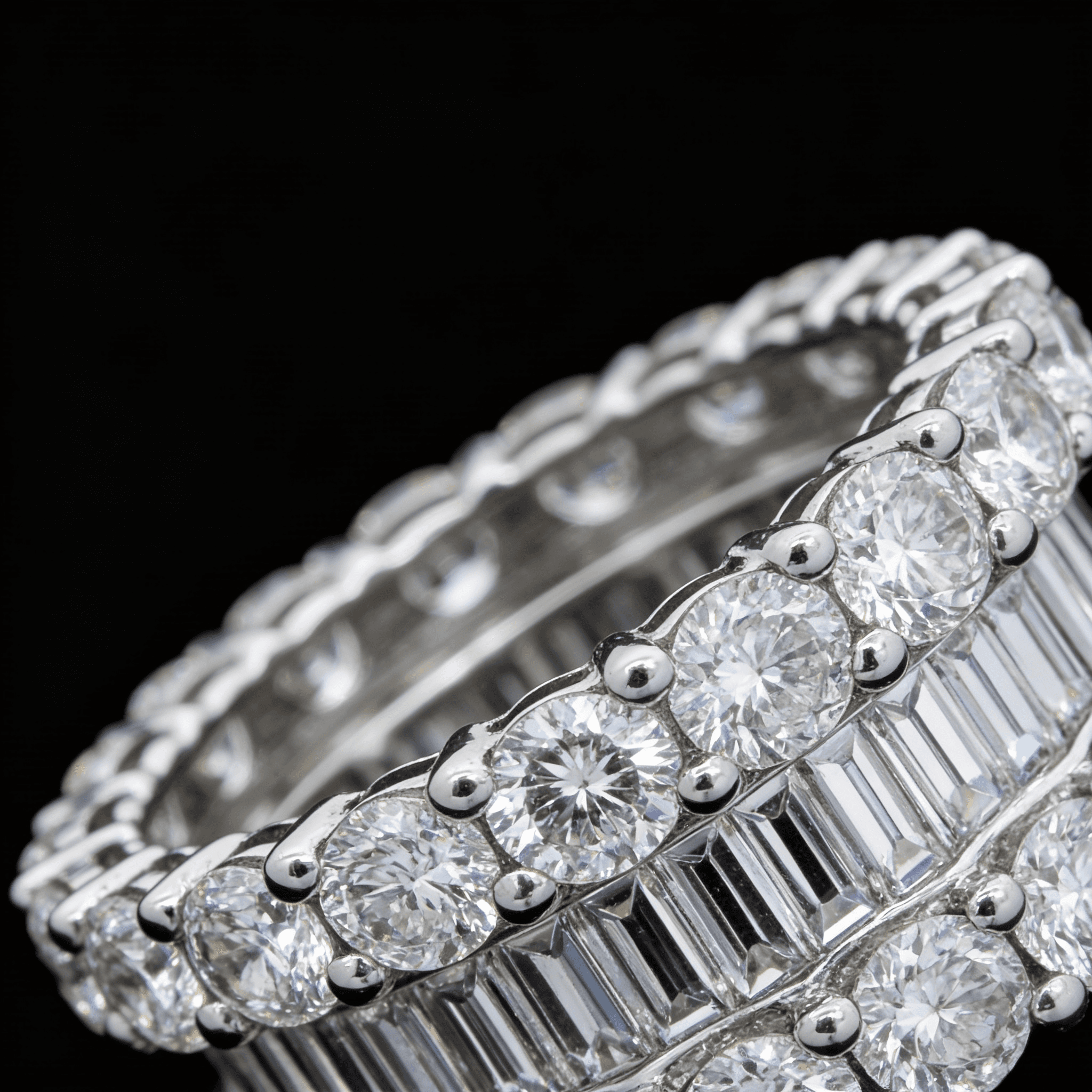 The Eternità Double-Row Round Diamond and Baguette Eternity Ring - 5