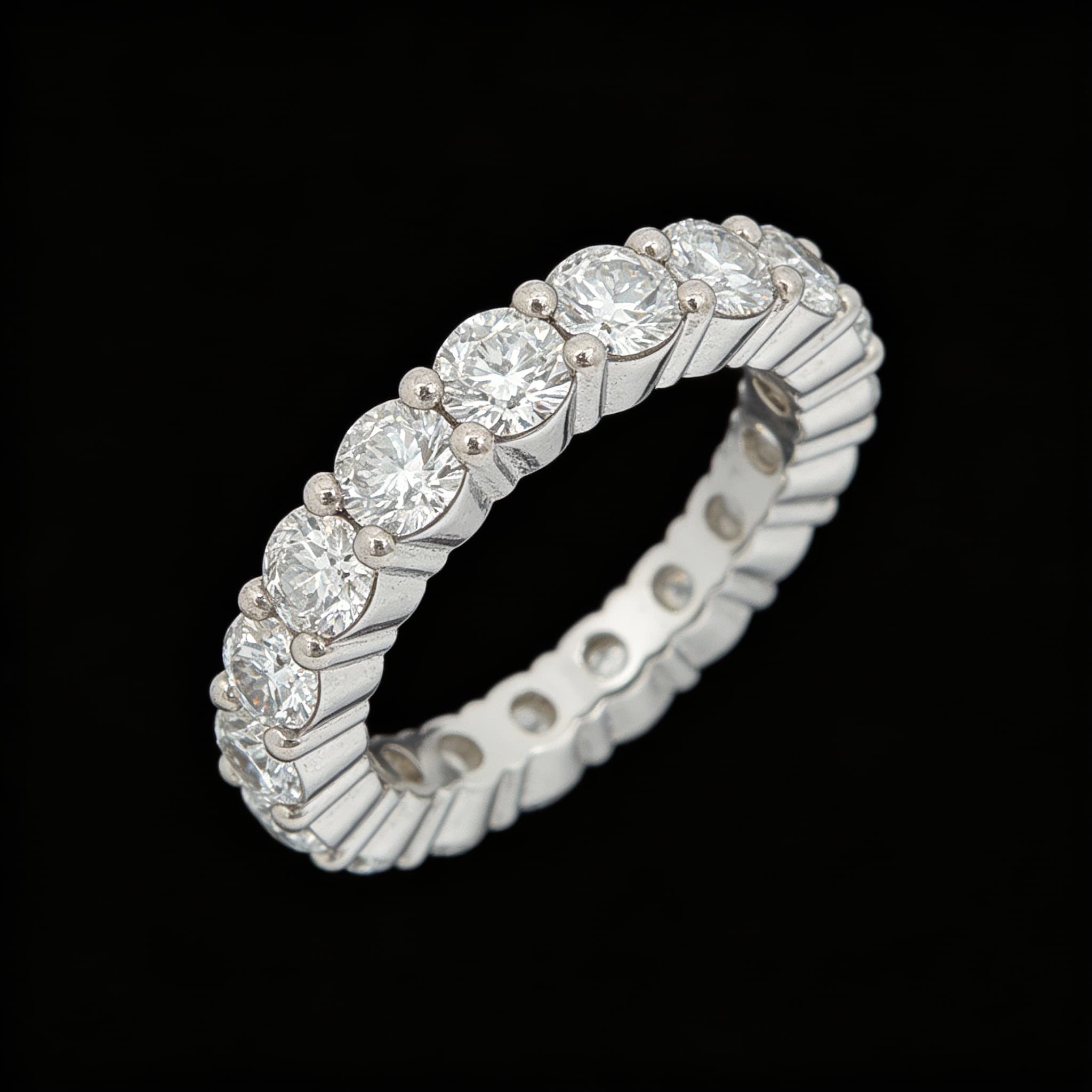 The Eternità Classic High-Wall Prong Eternity - 4