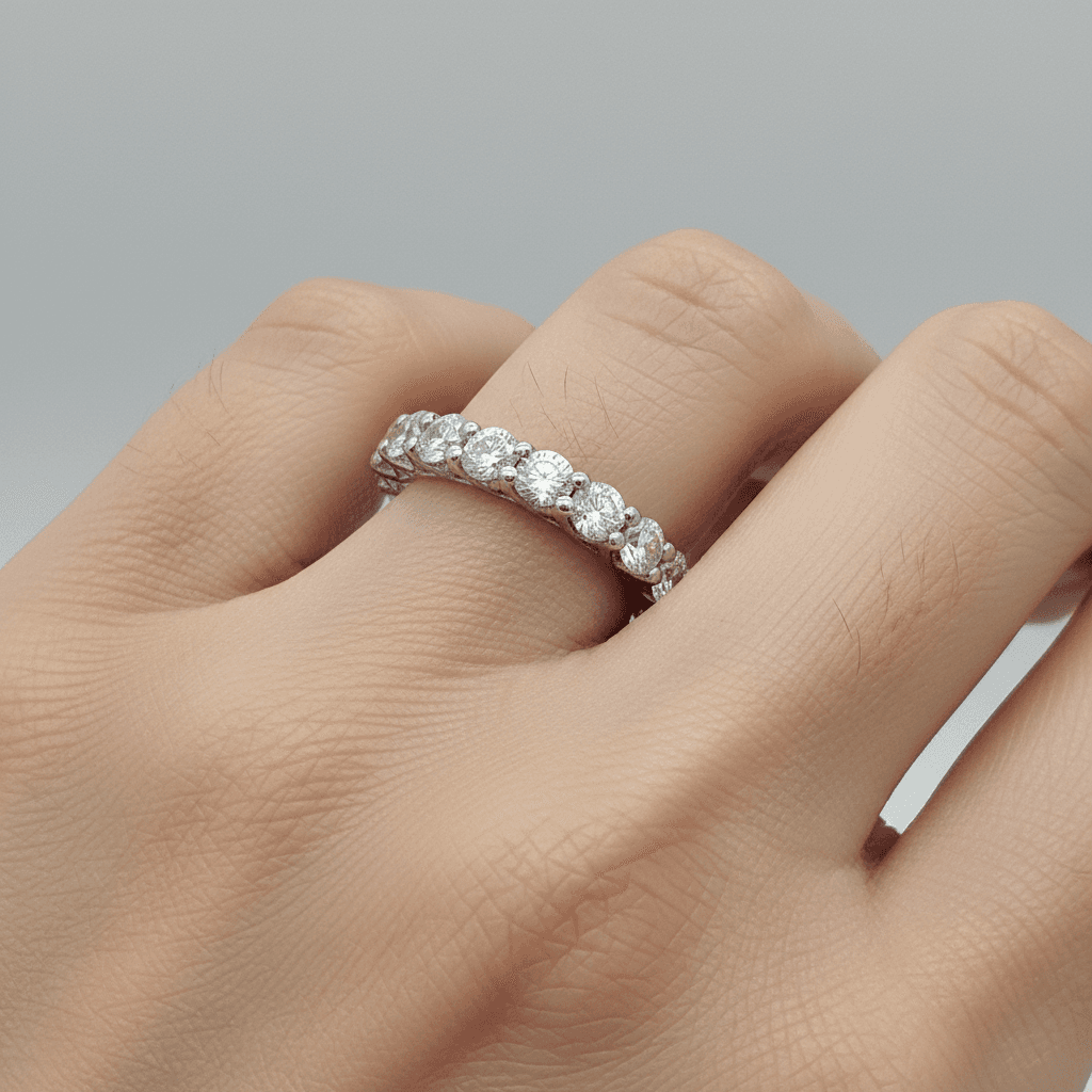 The Eternità Braided Gallery Full Eternity Ring