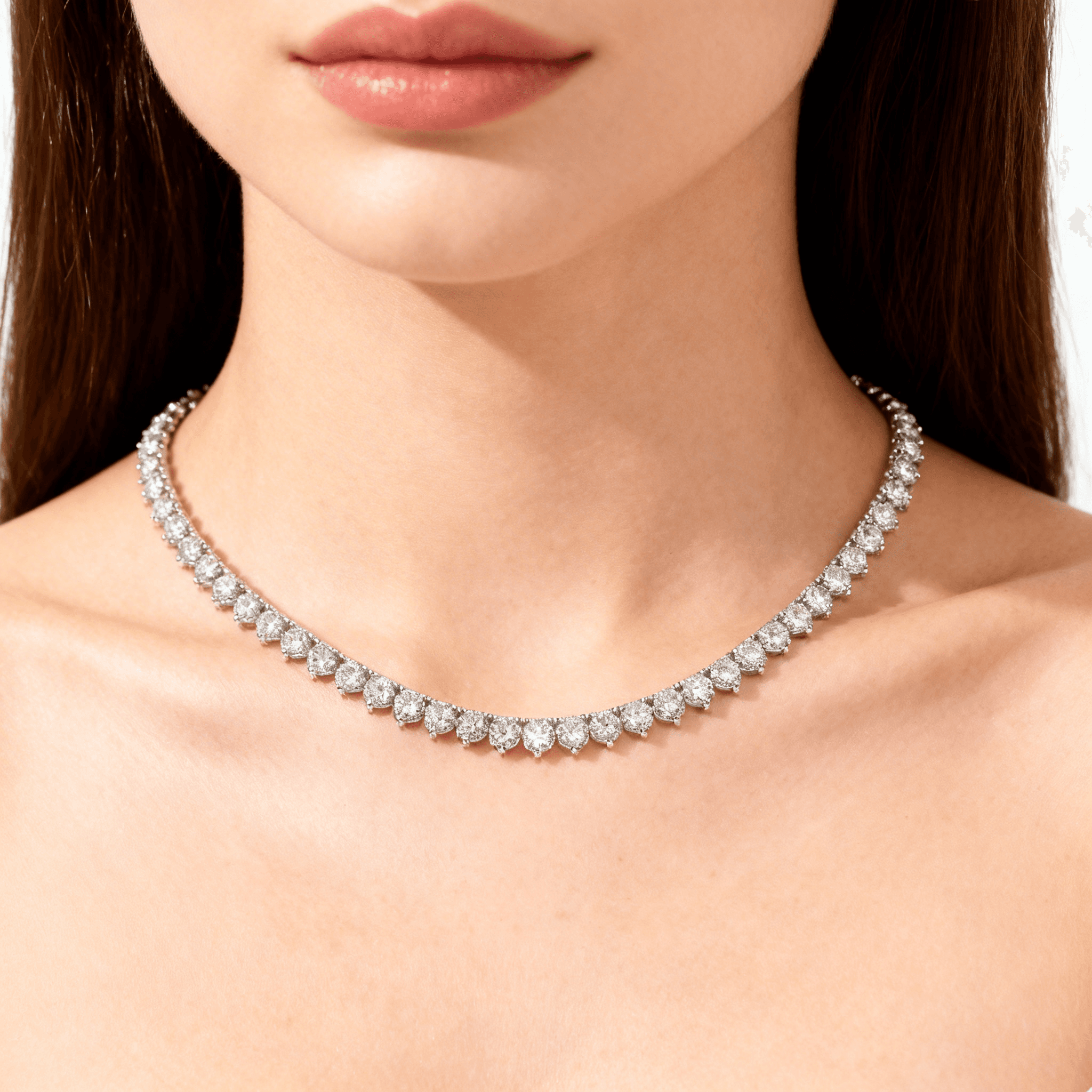 Les Exclusives Rhythmic Edge Necklace