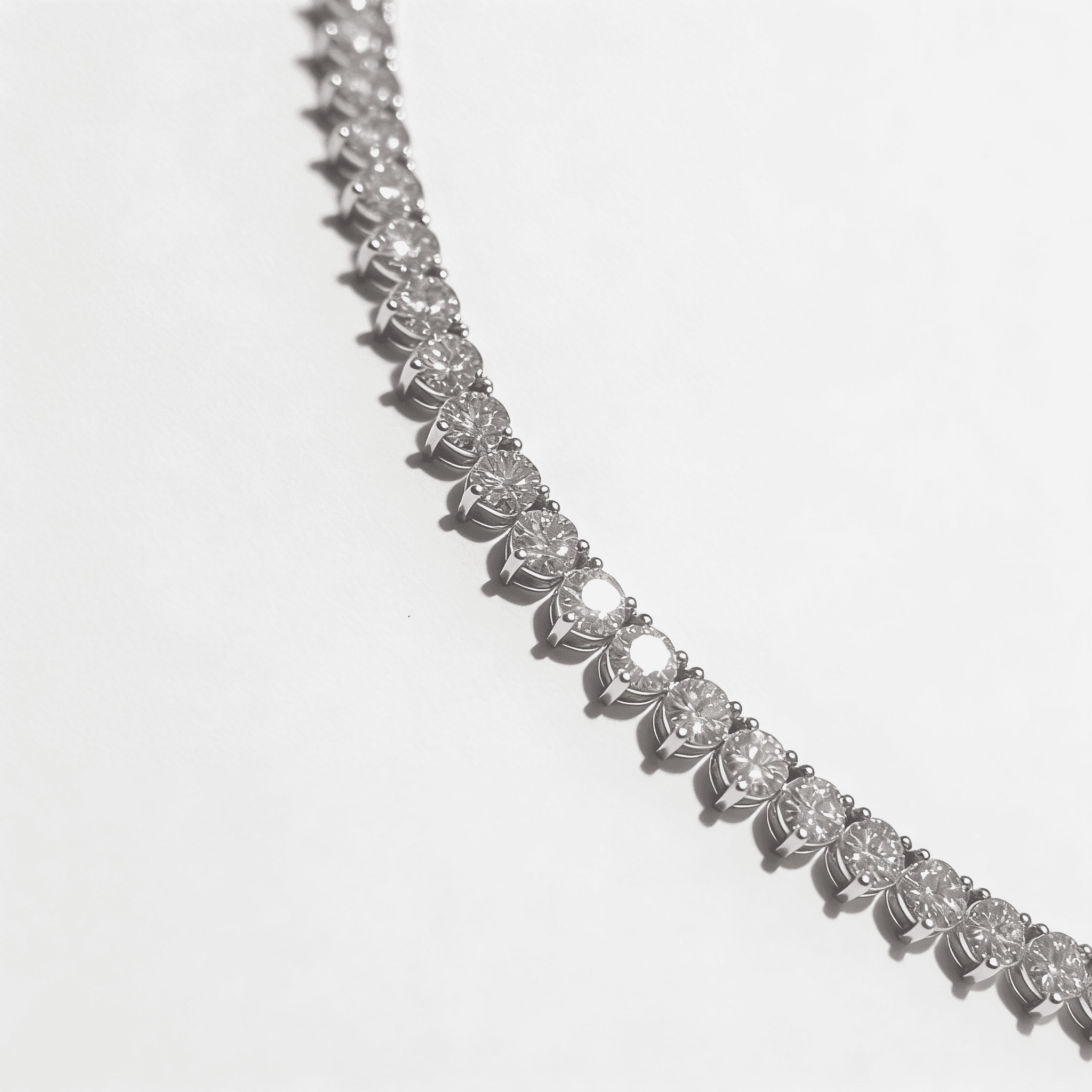 Les Exclusives Rhythmic Edge Necklace - 3