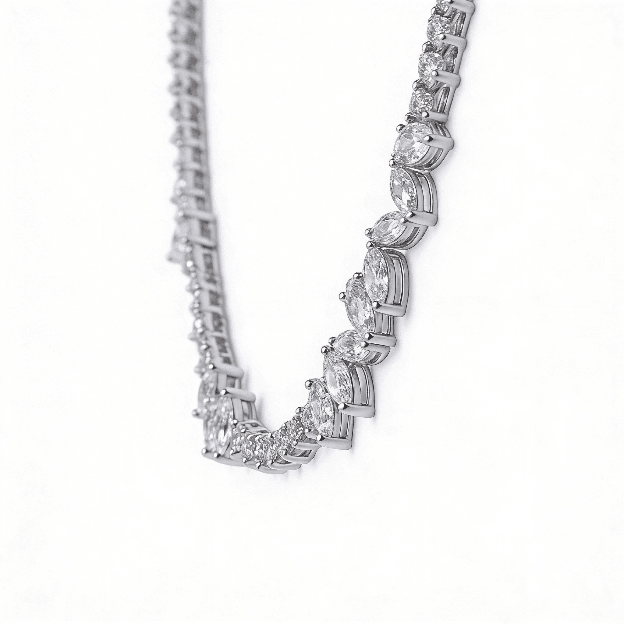 Les Exclusives Progressive Contour Necklace - 4