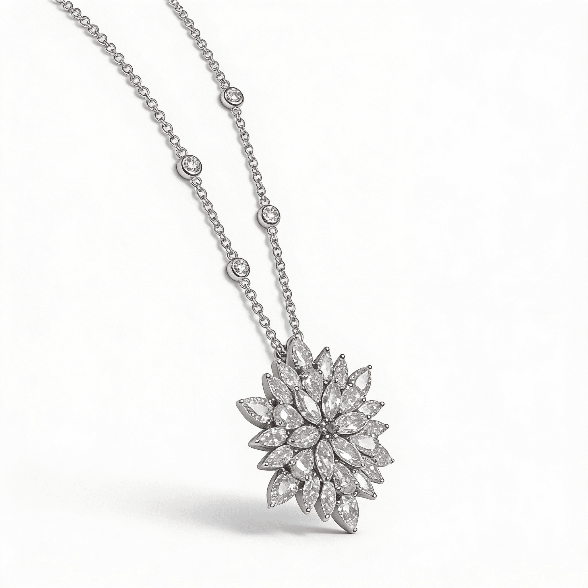 Les Exclusives Starburst Pendant - 5