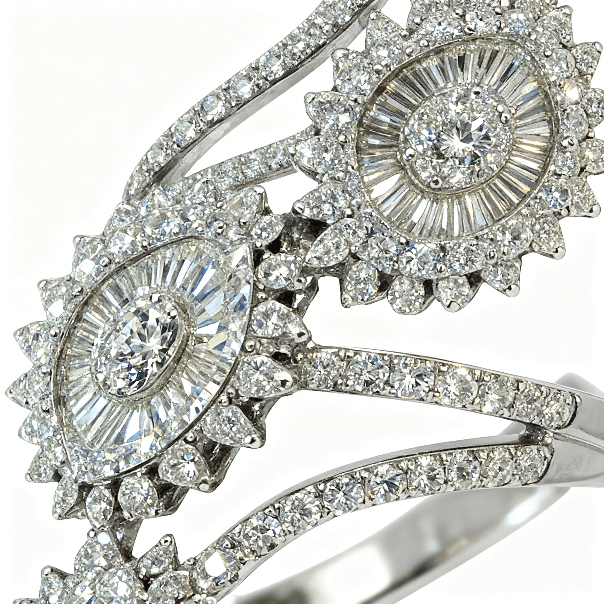 Les Exclusives Marquise Cluster Ring - 5