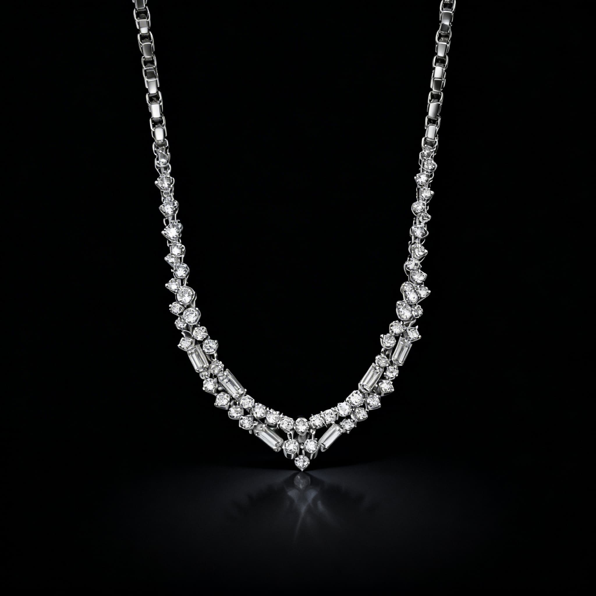 The Solo Mio Vector V Necklace - 4