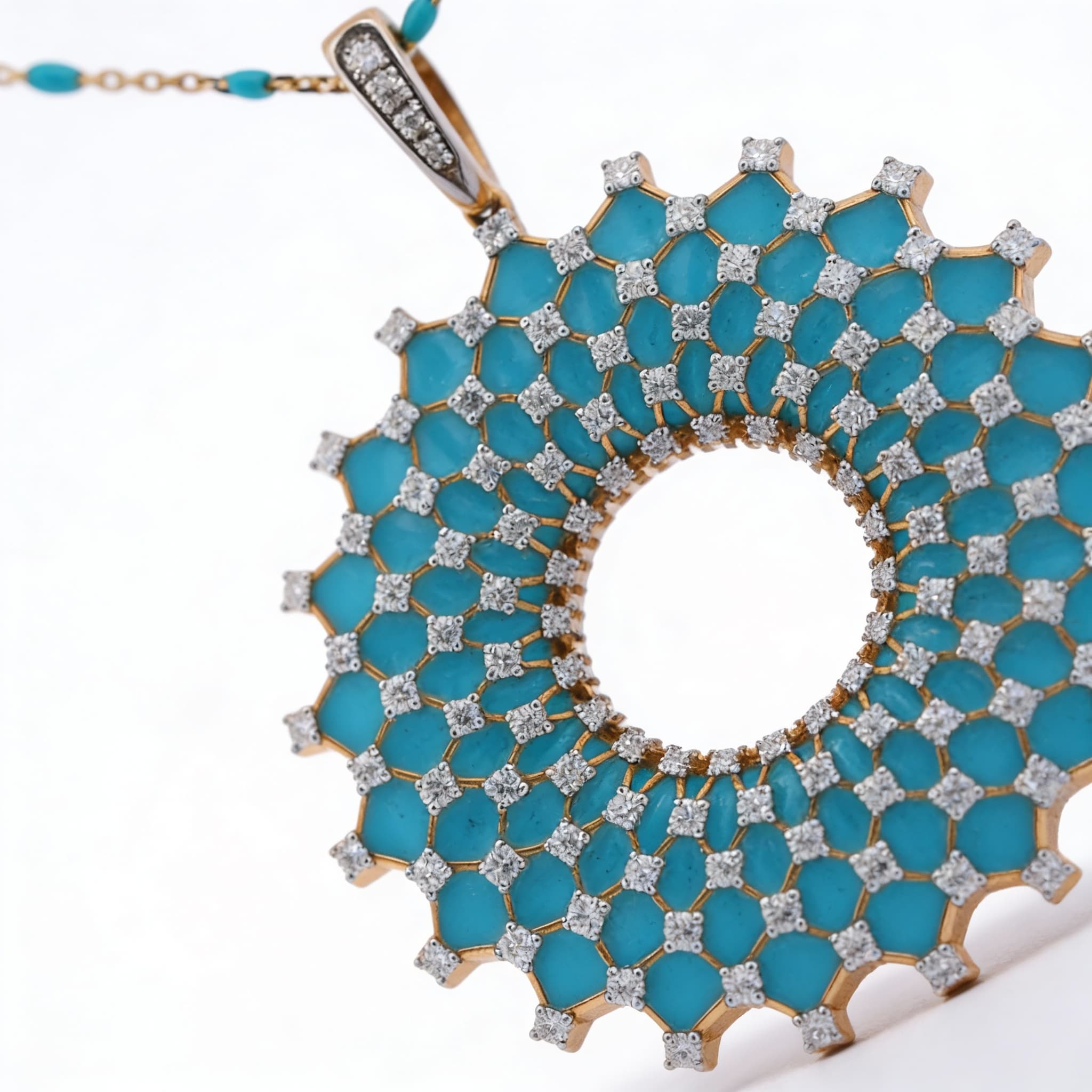 Ö d’Azure Radiant Halo Turquoise Enamel Diamond Pendant in Yellow Gold - 5
