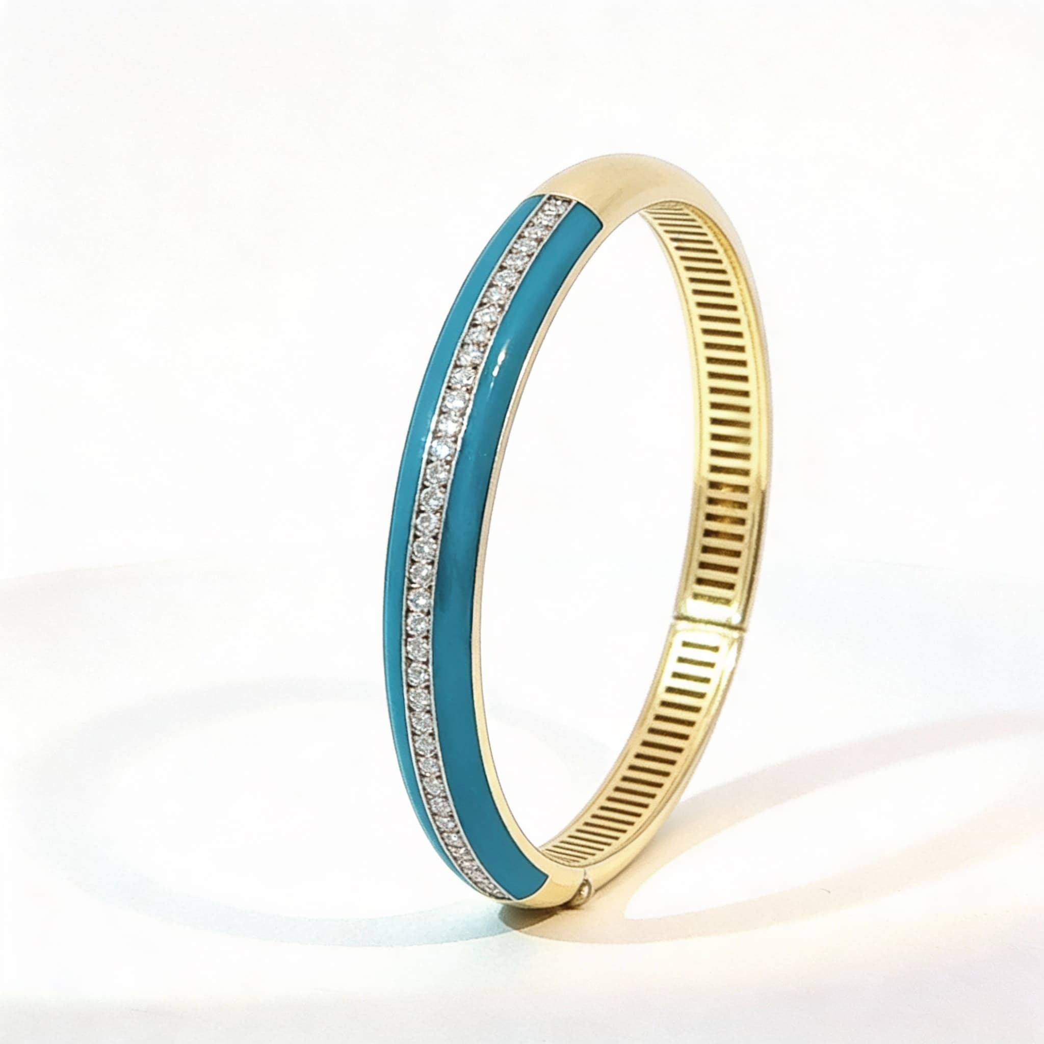 Ö d’Azure Diamond Line Turquoise Enamel Pavé Bangle in Yellow Gold  - 3