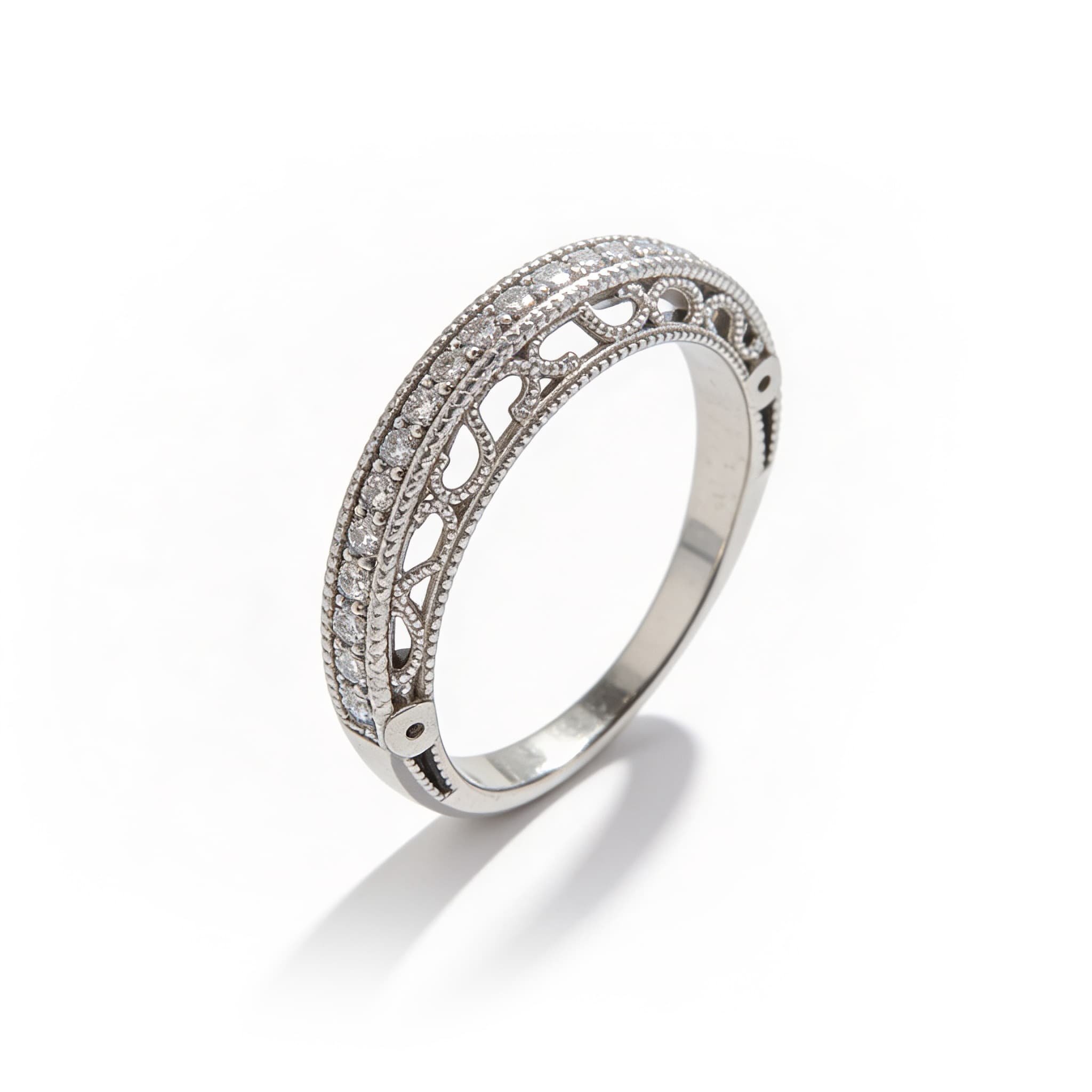 The Eternità Filigree Diamond Ring