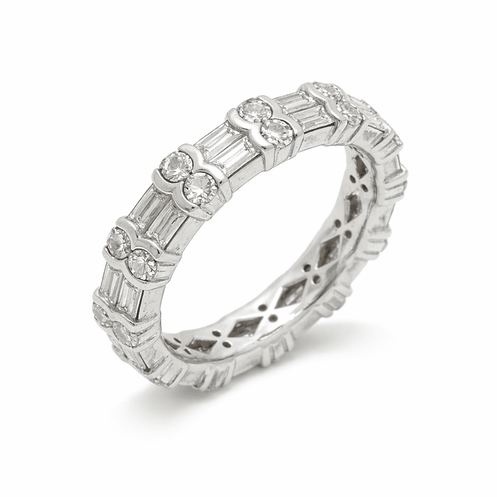 The Eternità Rhythmic Baguette Diamond Ring