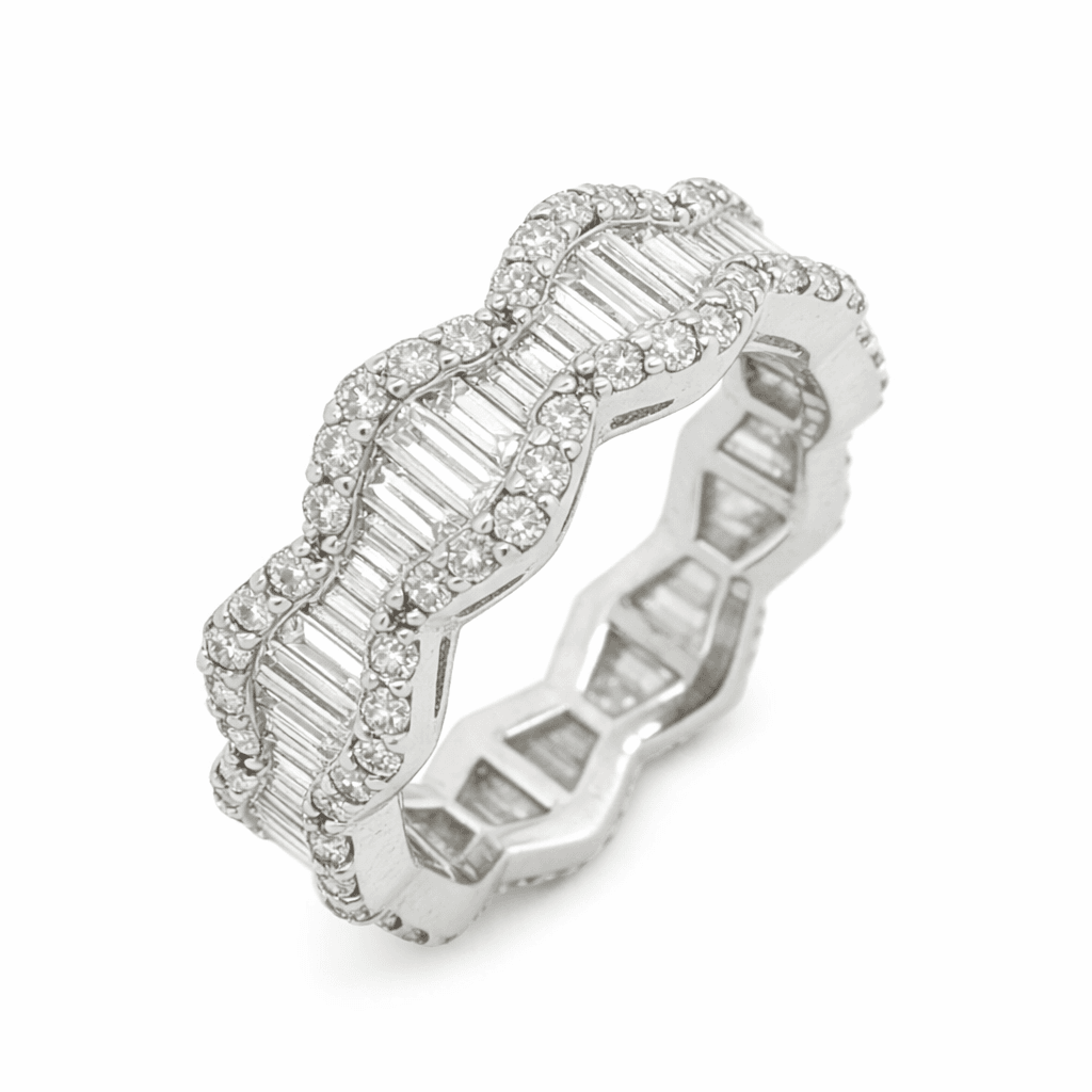 The Eternità Wave-Profile Baguette and Pavé Eternity Band