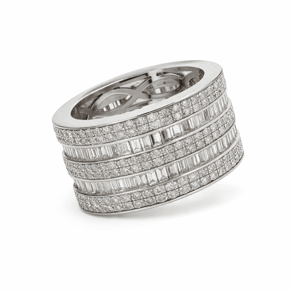 The Eternità Five-Row Baguette and Pavé Diamond Eternity Band