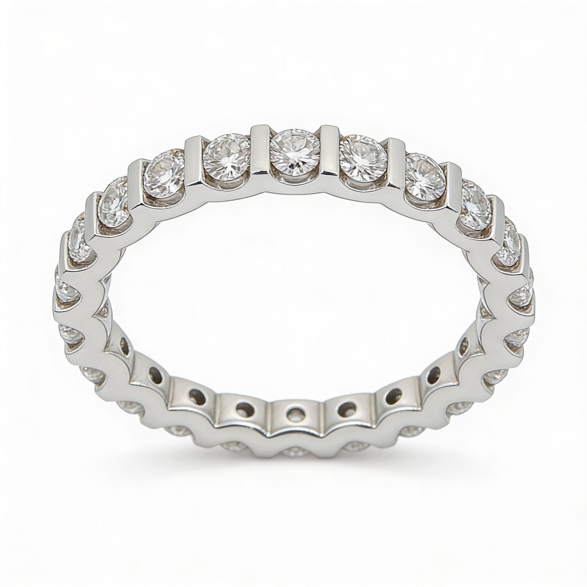 The Eternità Raised Bar-Set Round Diamond Eternity Ring