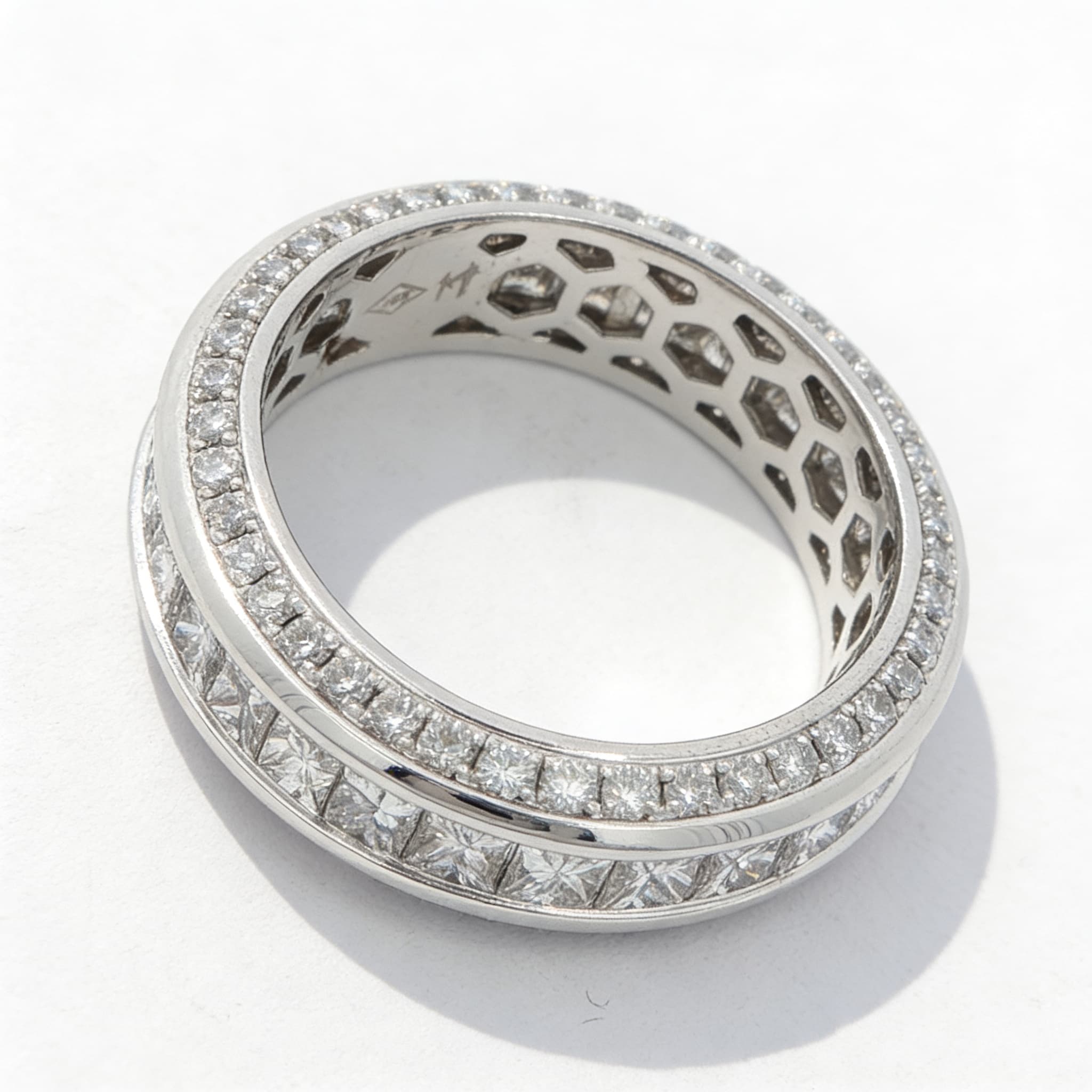 The Eternità Channel-Set Princess Cut Diamond Eternity Ring