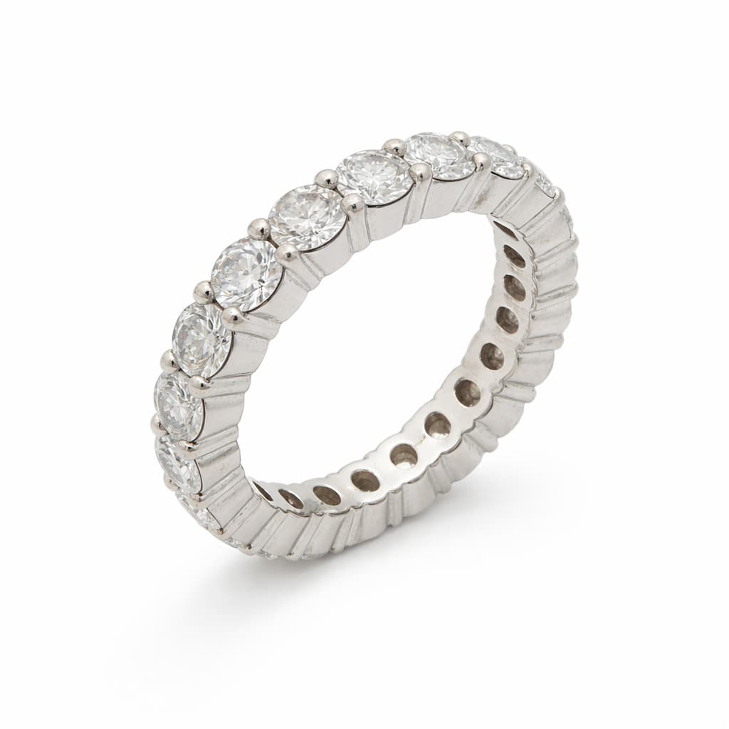 The Eternità Classic High-Wall Prong Eternity