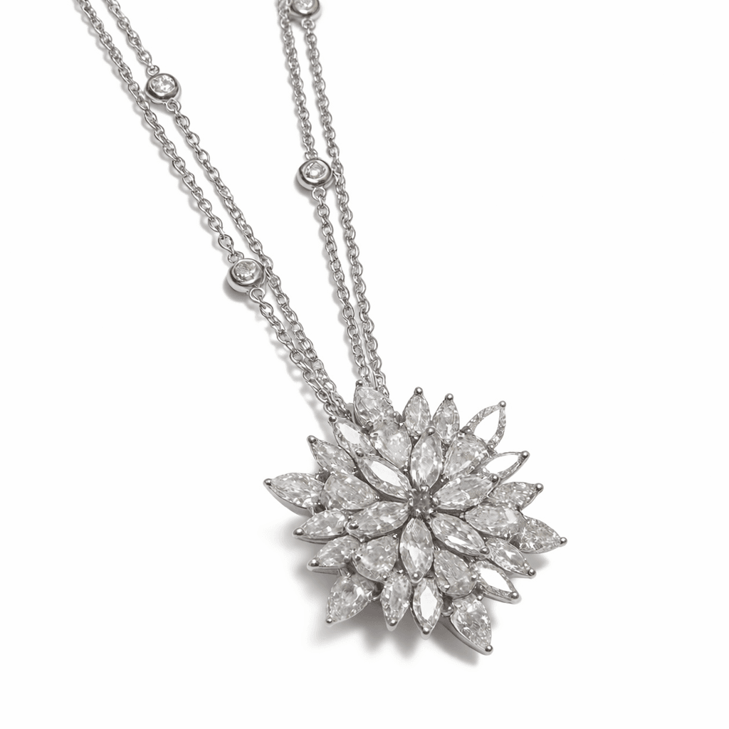 Les Exclusives Starburst Pendant