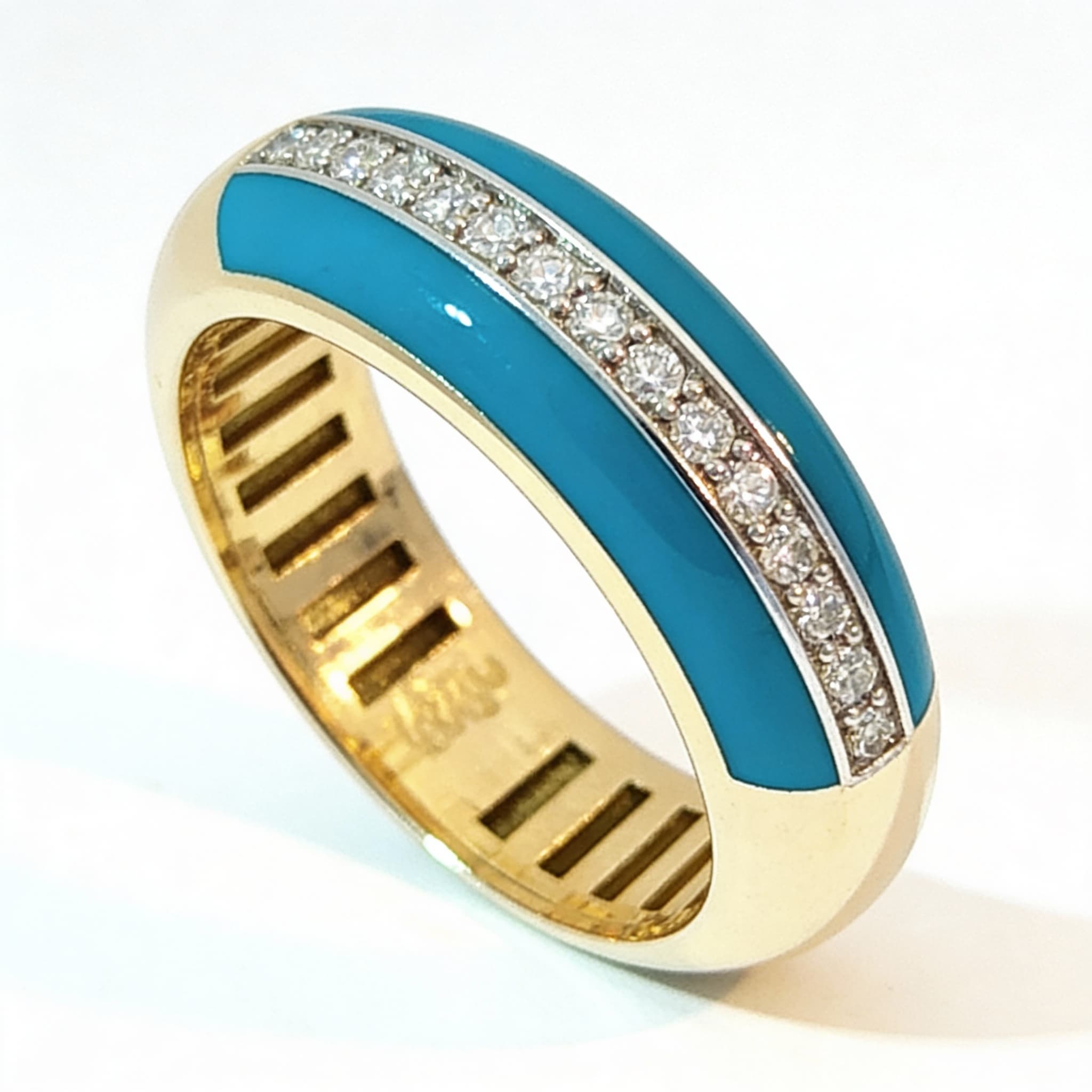 Ö d’Azure Turquoise Enamel Pavé Band Ring in Yellow Gold 