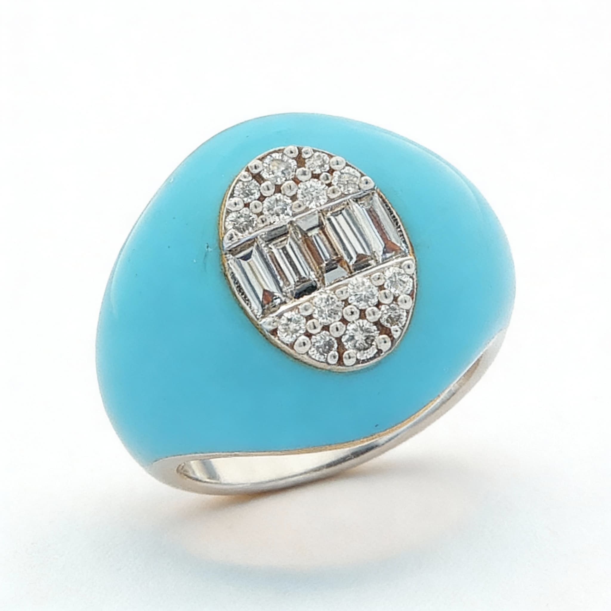 Ö d’Azure Dome Diamond Cluster Turquoise Enamel Ring in Yellow Gold