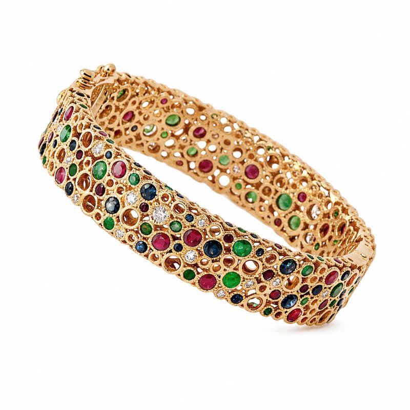 Torsade Sacre Wide Bangle in yellow Gold